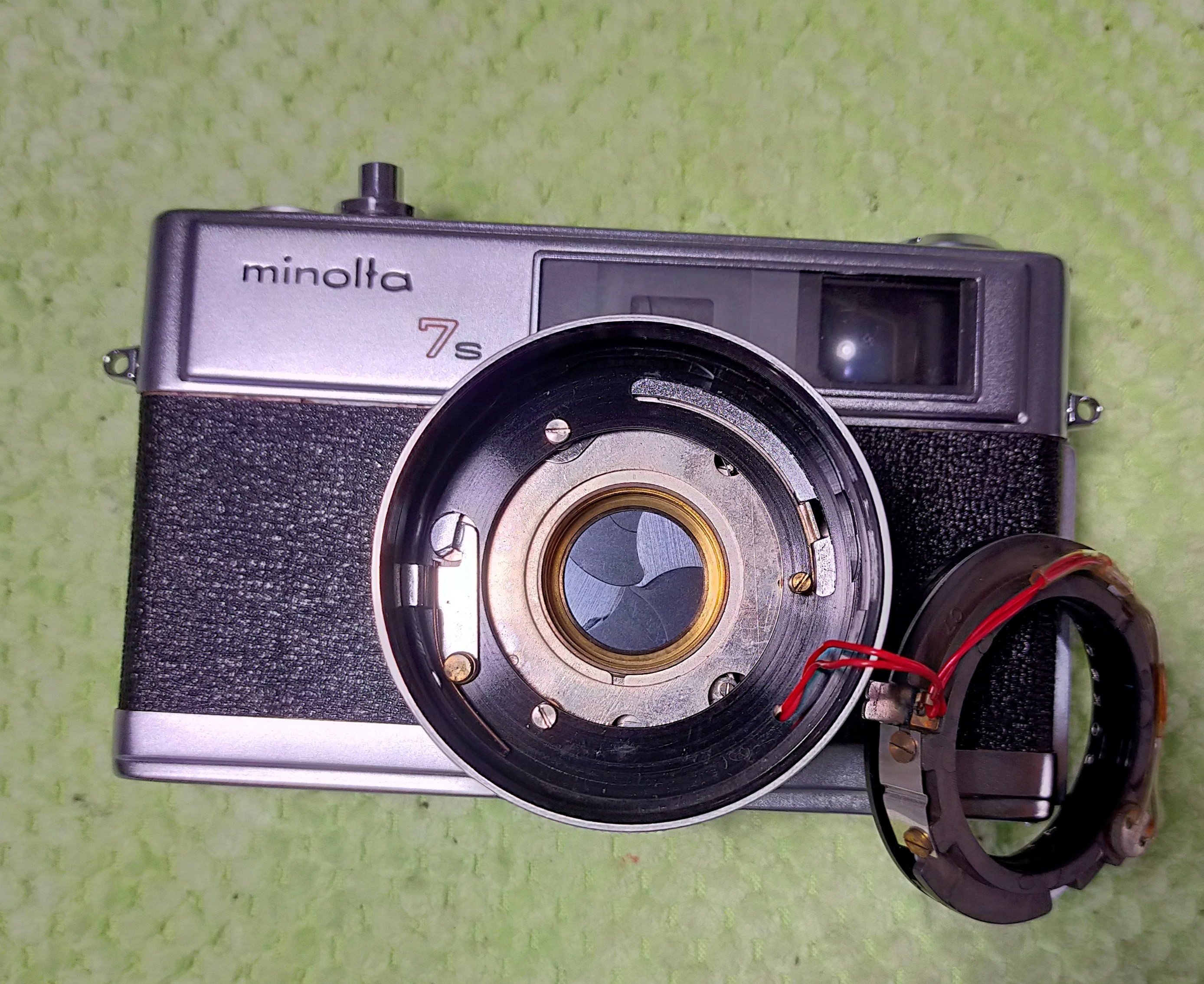 ミノルタ・7S。フイルムカメラ。【中古品現状カメラカバーなし昭和