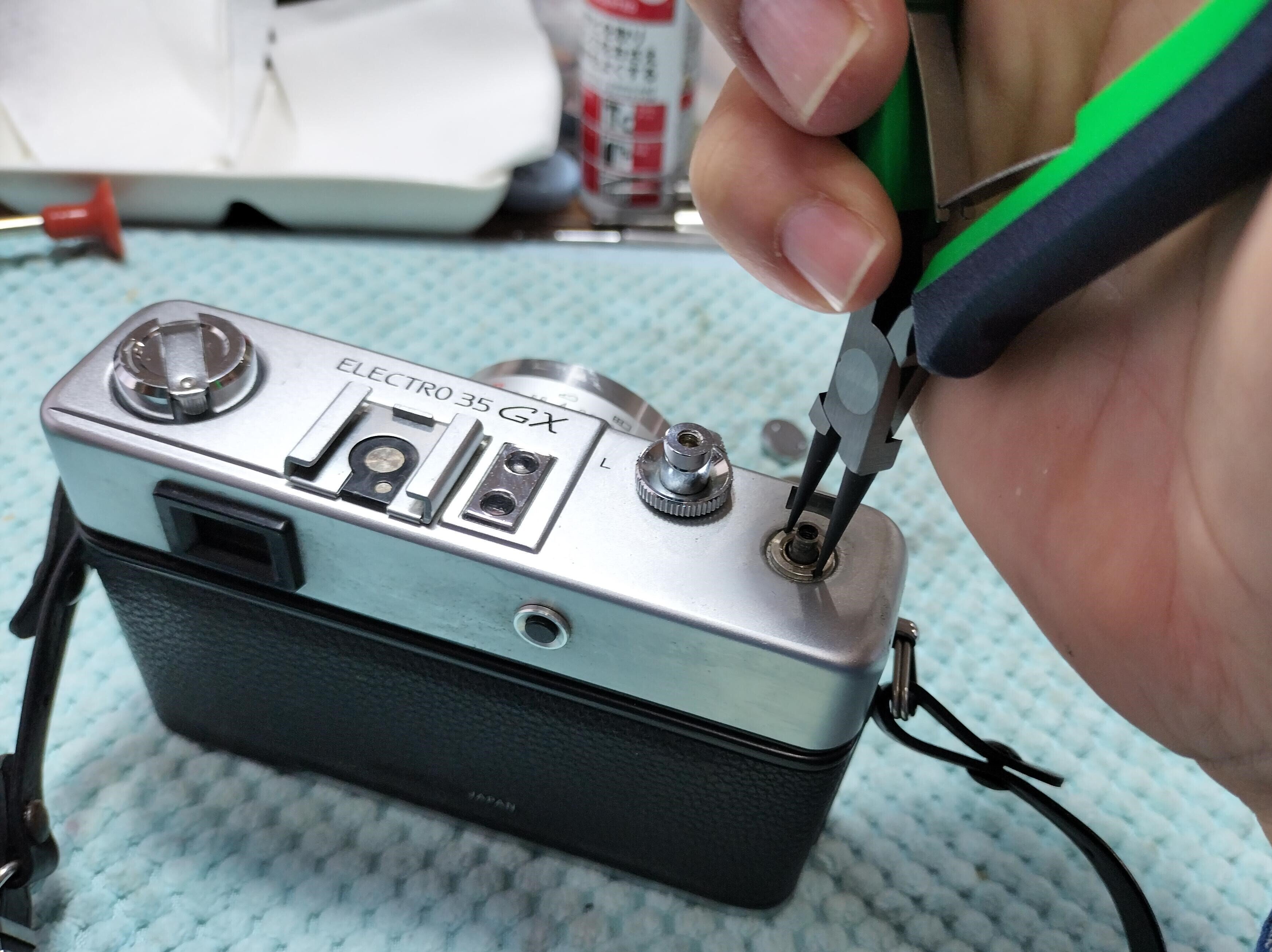 ヤシカエレクトロ35 GXの分解｜フィルムカメラ修理のアクアカメラ