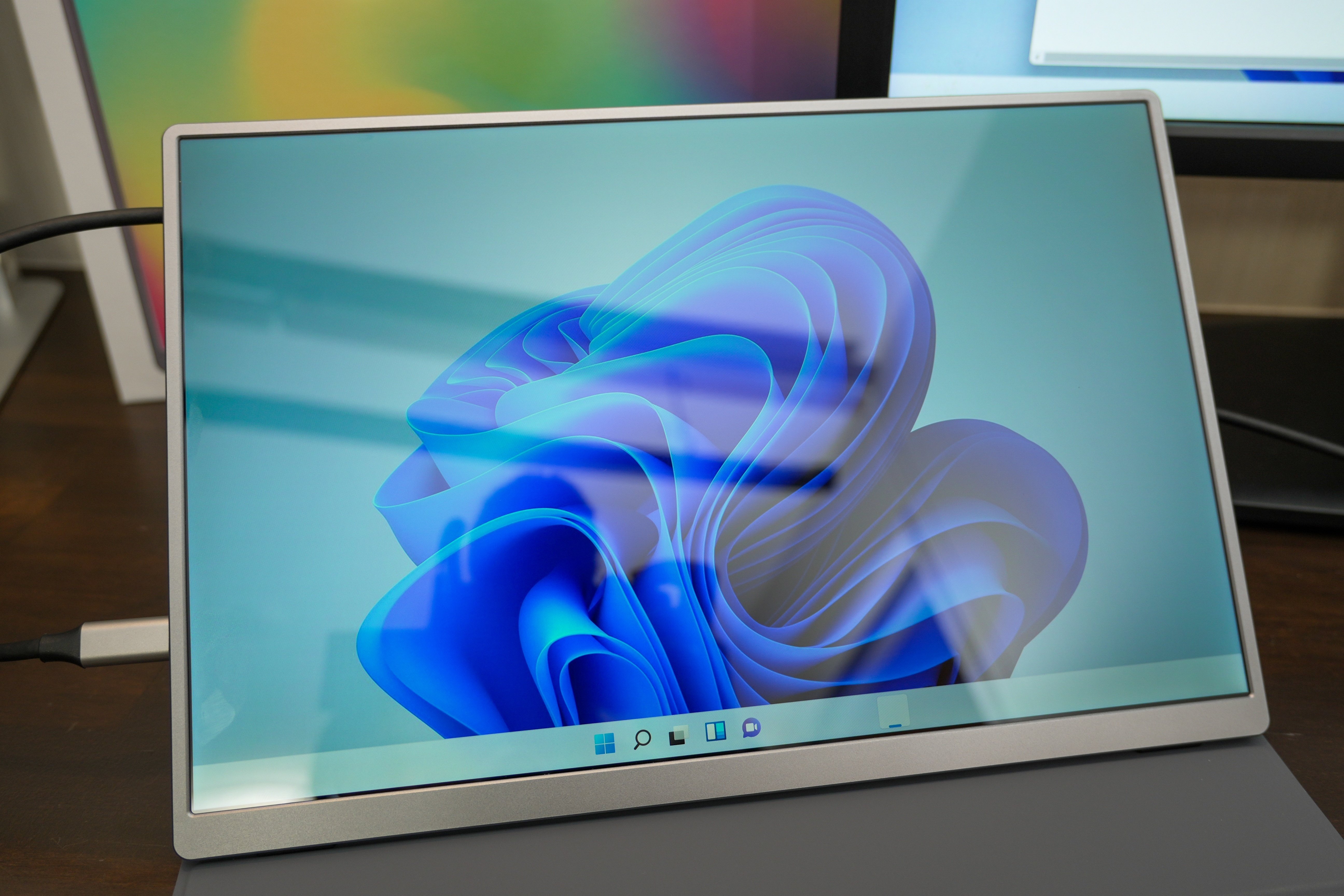 レビュー】Intehill IGZOパネルの4KモニターU13NAを買ってみた｜物欲