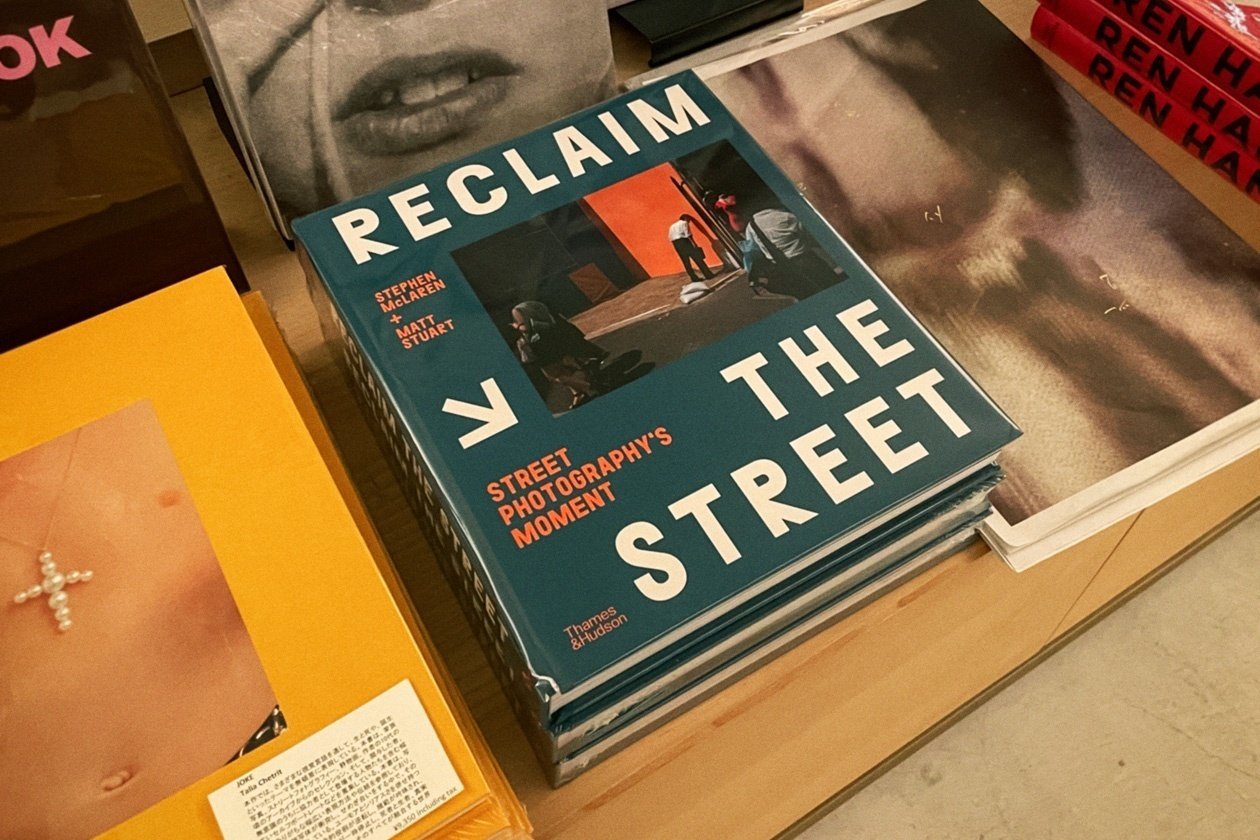 写真集「Reclaim the Street」（リクレイム・ザ・ストリート）で紹介