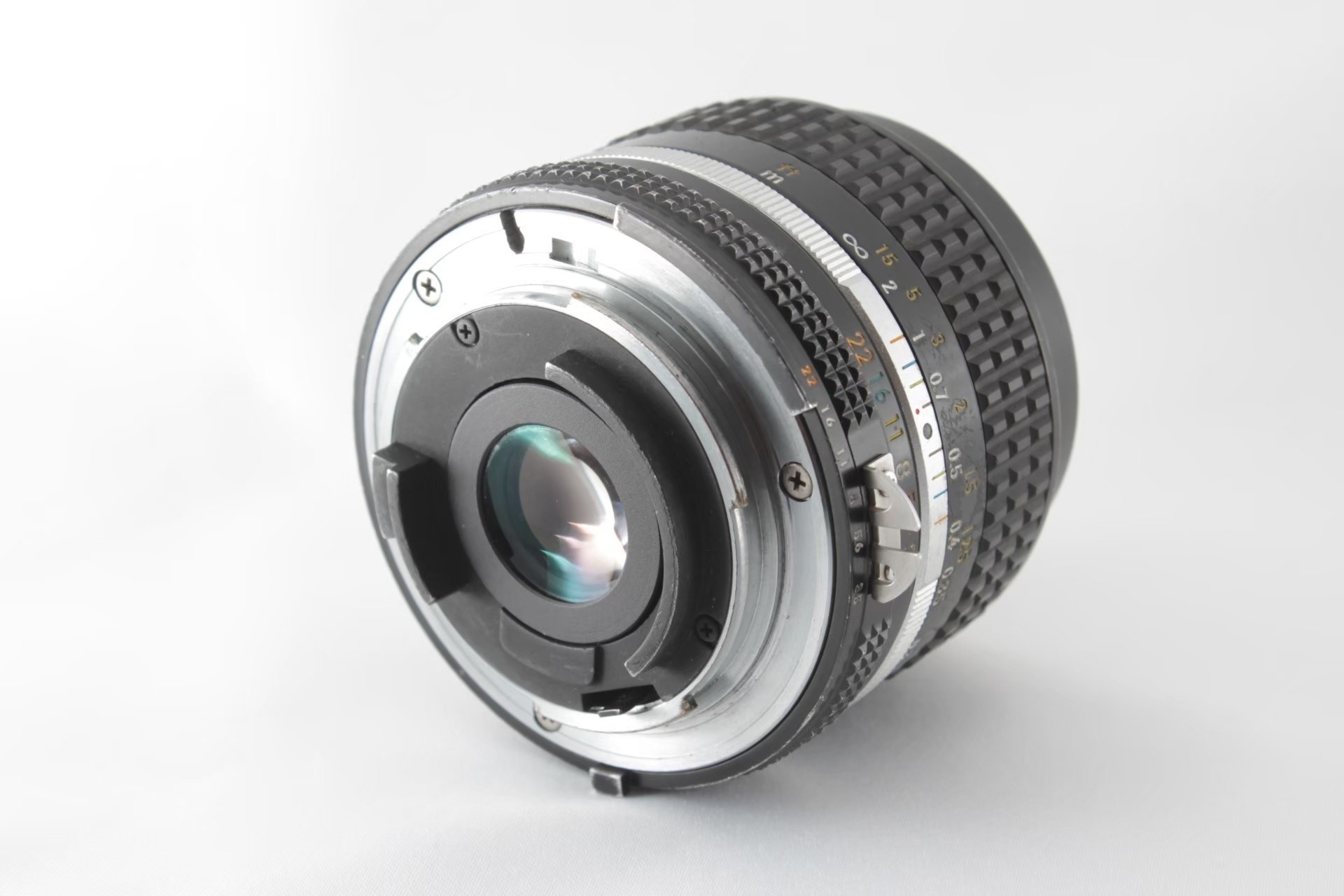 Nikon Nikkor 28mm F3.5｜フリッパーズ・ガイド