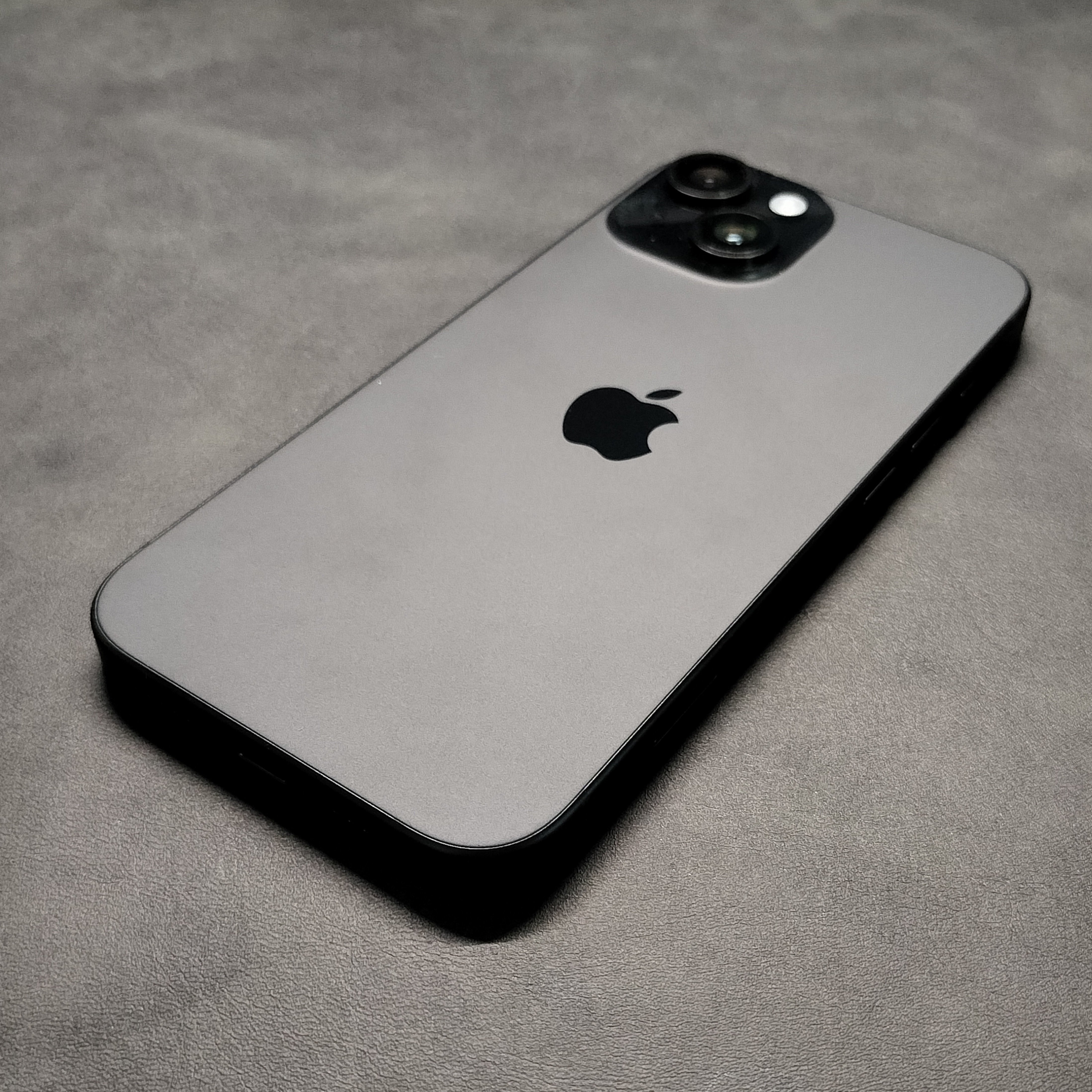 iPhone 15 (無印モデル)を買いました。｜MADAKURO@ボカロP