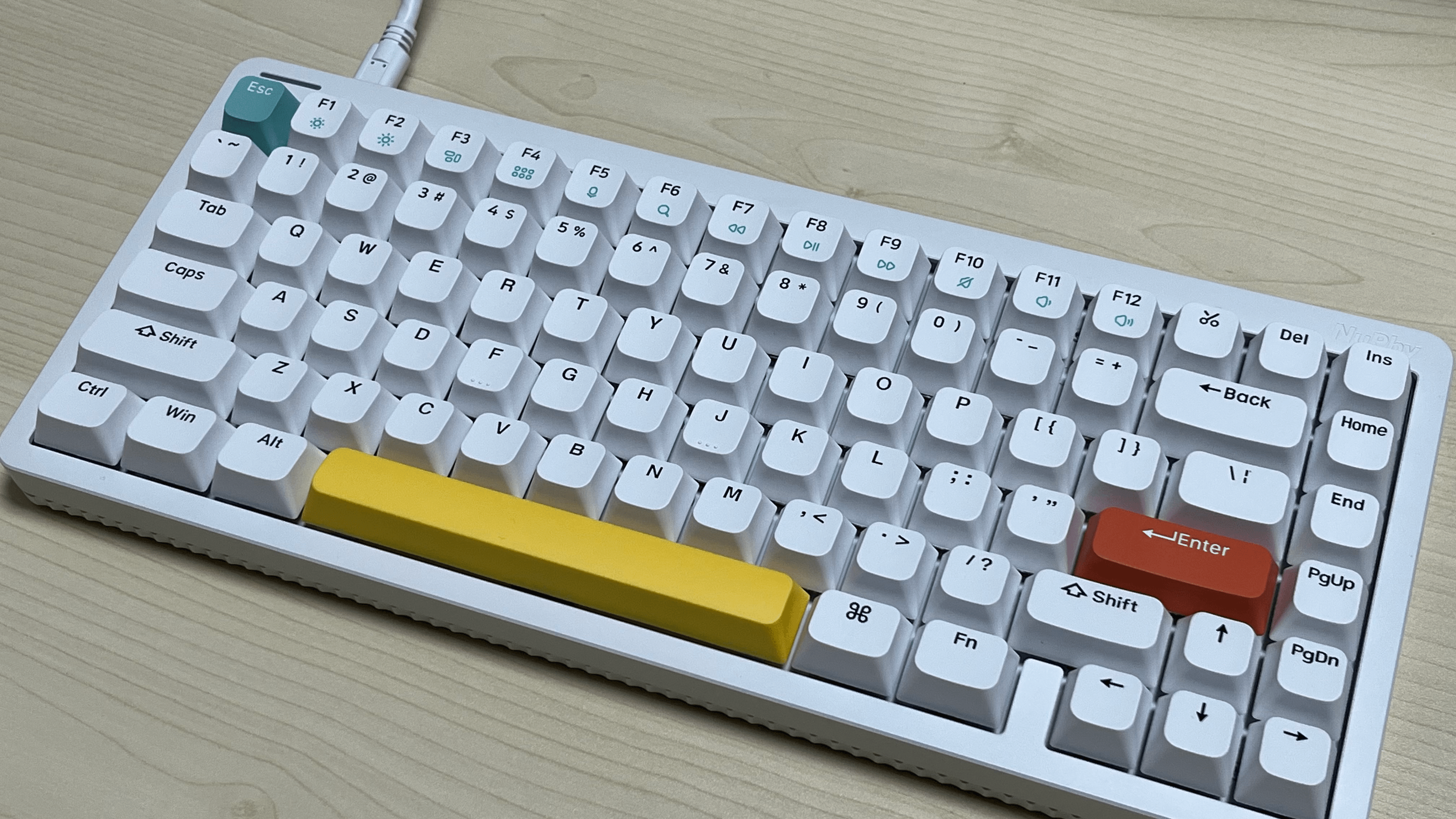 はじめてメカニカルキーボードを買いました【NuPhy Halo75】｜ユキちゃん