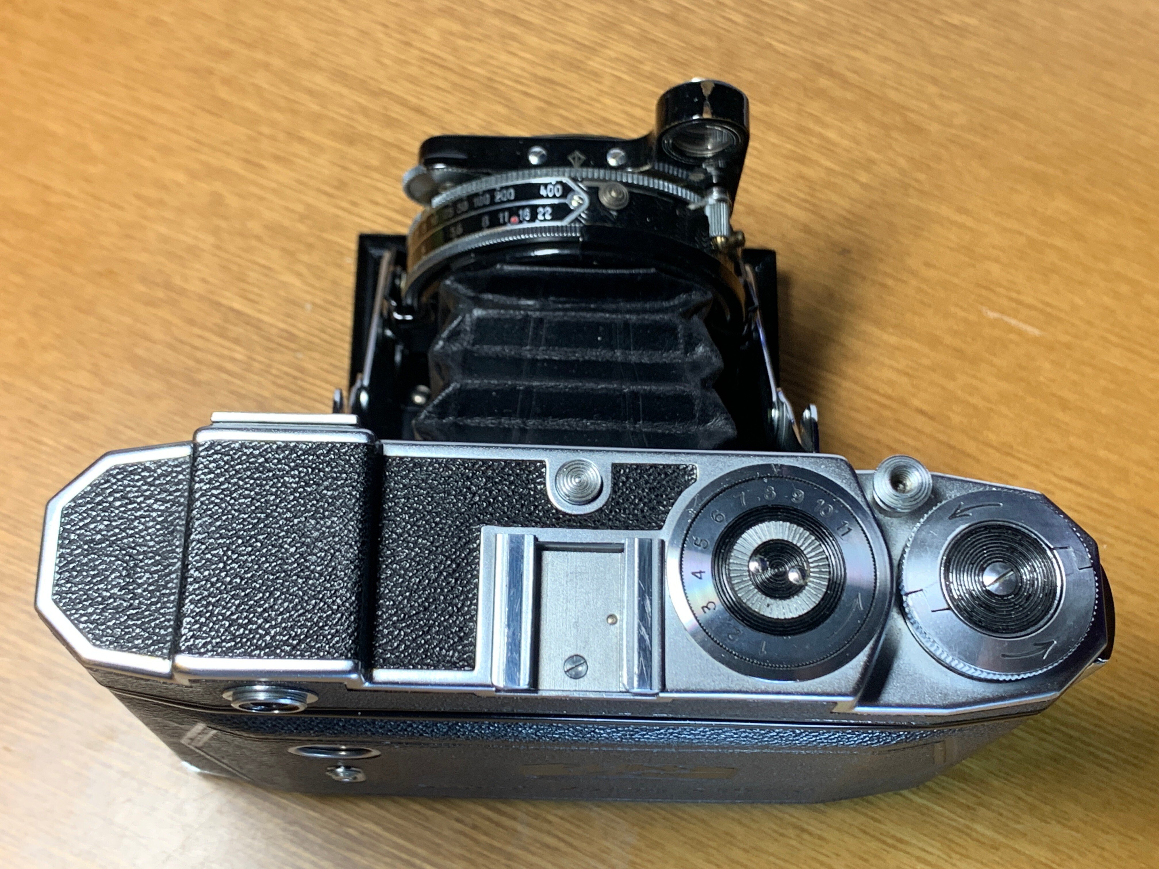 現役カメラ御年85才｜歩きまわる写真館・ひらい