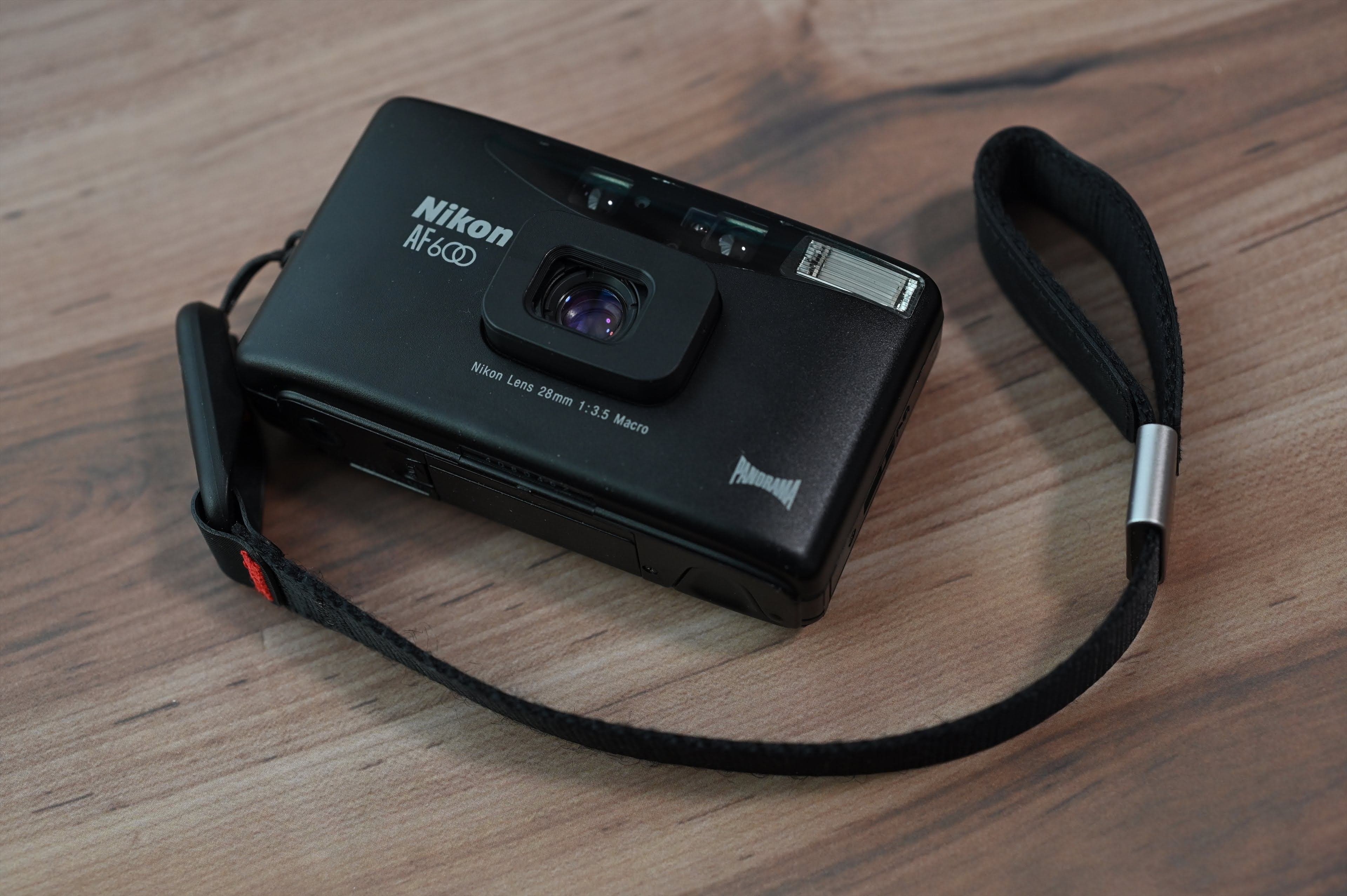 スナップ】NIKON AF600 x FUJICOLOR 100｜pepepe