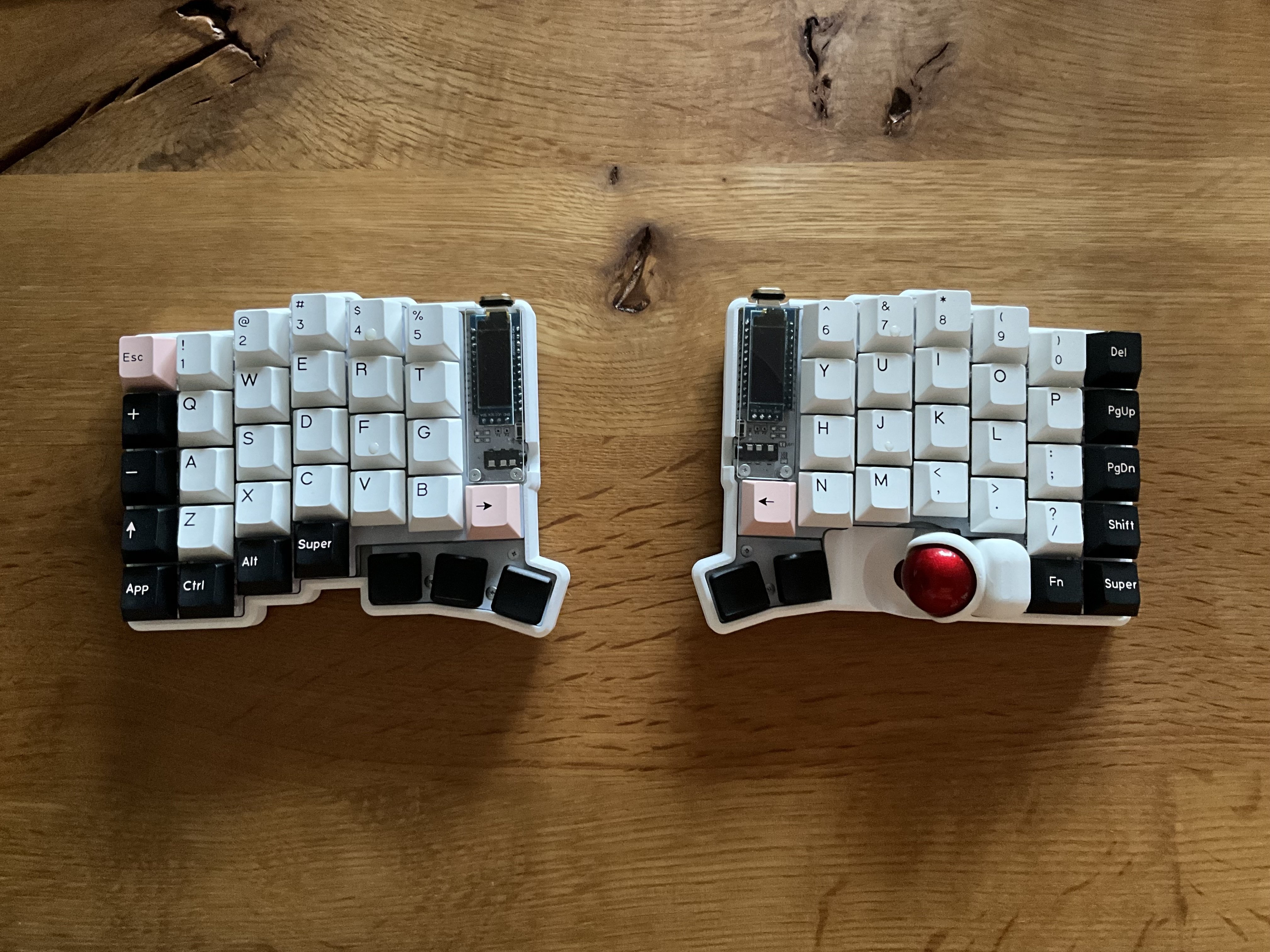 Keyballというキーボードの旅｜ryo watanabe