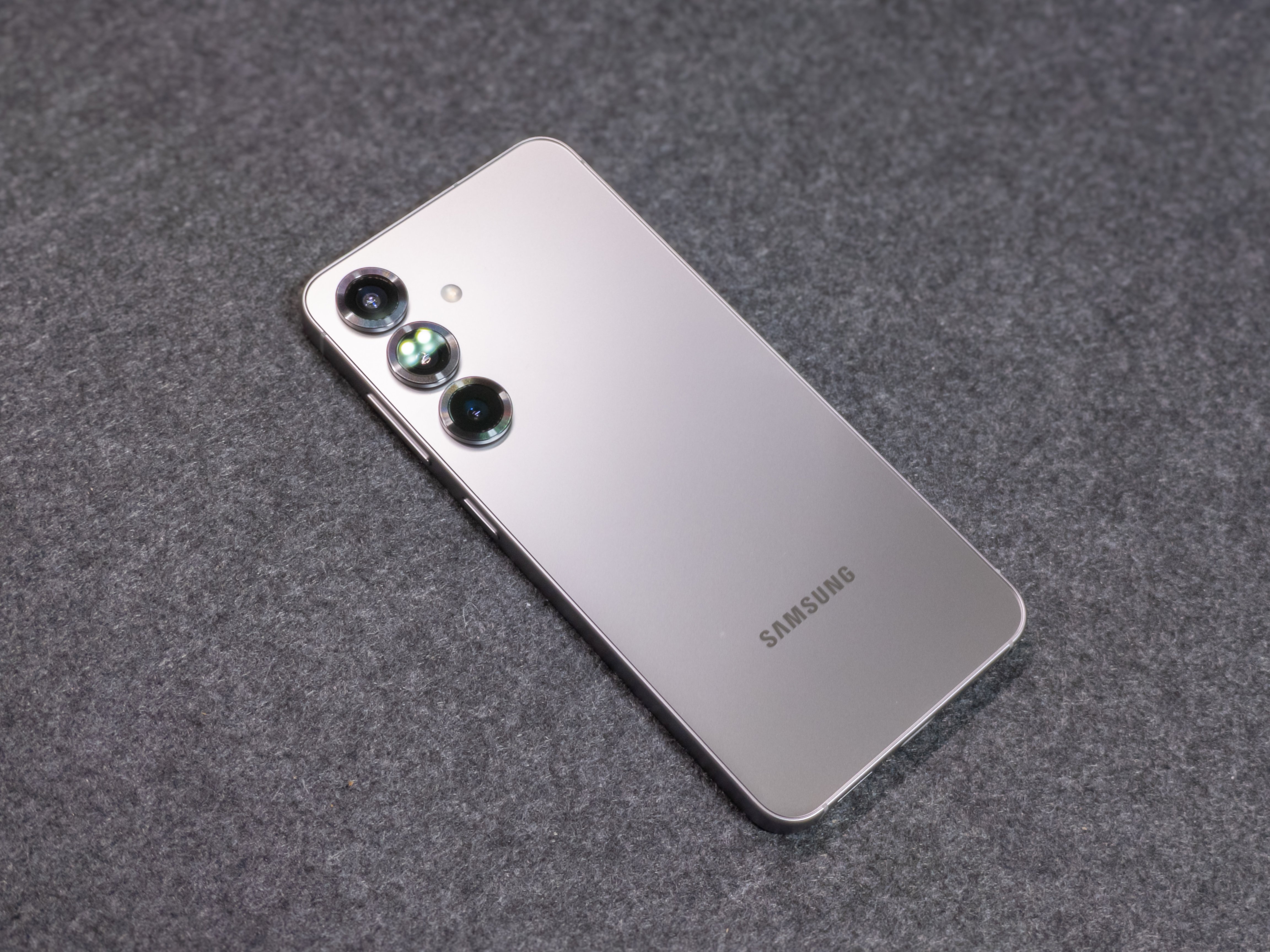 ガジェットレビュー】はじめてのギャラクシー。 │ SAMSUNG Galaxy S25