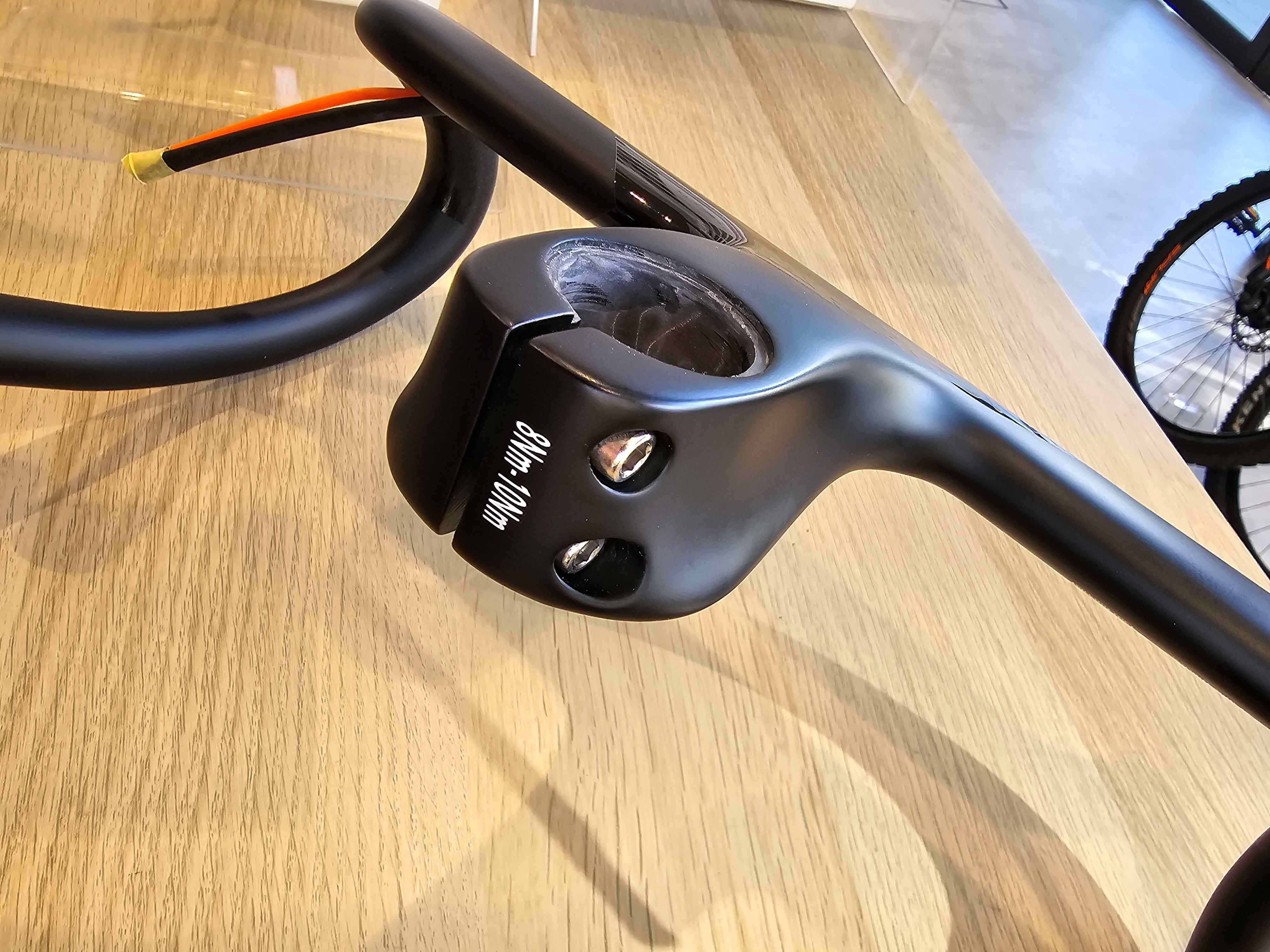 エアロダイナミクスと人間工学を融合した「オロメ エアロエヴォ