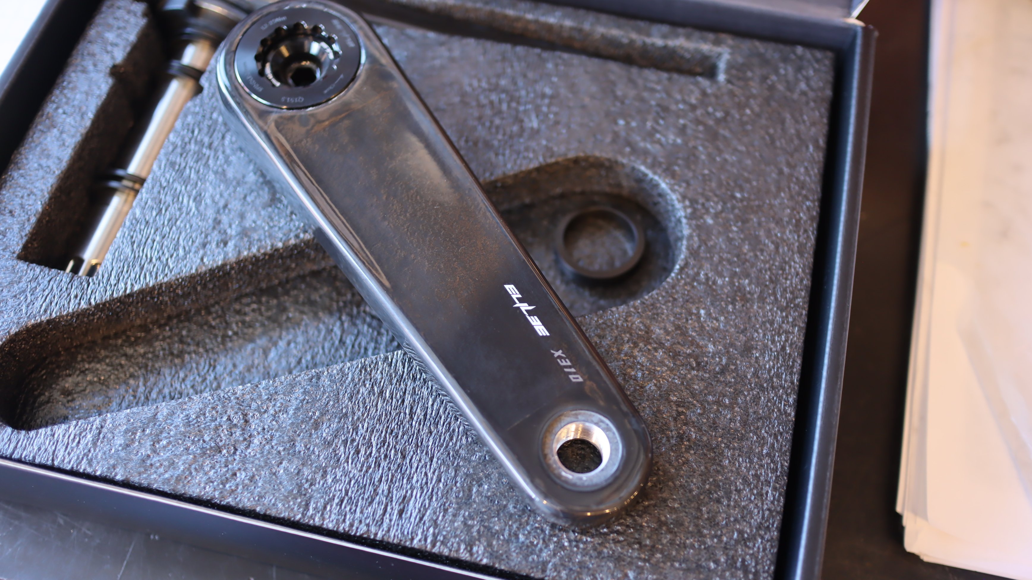 ELILEEクランク/SIGEYIパワーメーター お取り扱いを開始いたしており