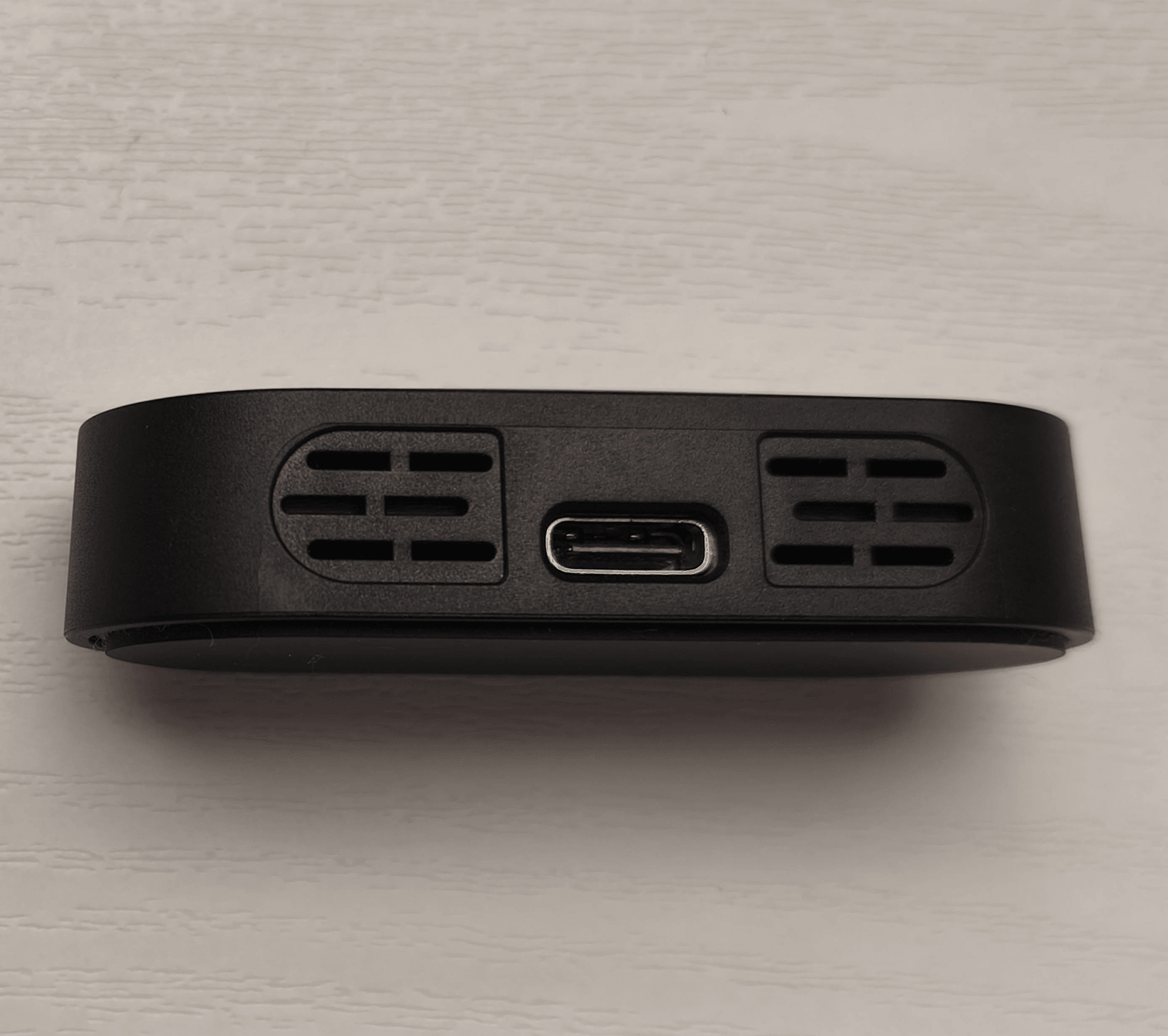 レビュー】UNIUS BLACK LOTUS CARBON 8K｜蝶模様が施された最高級