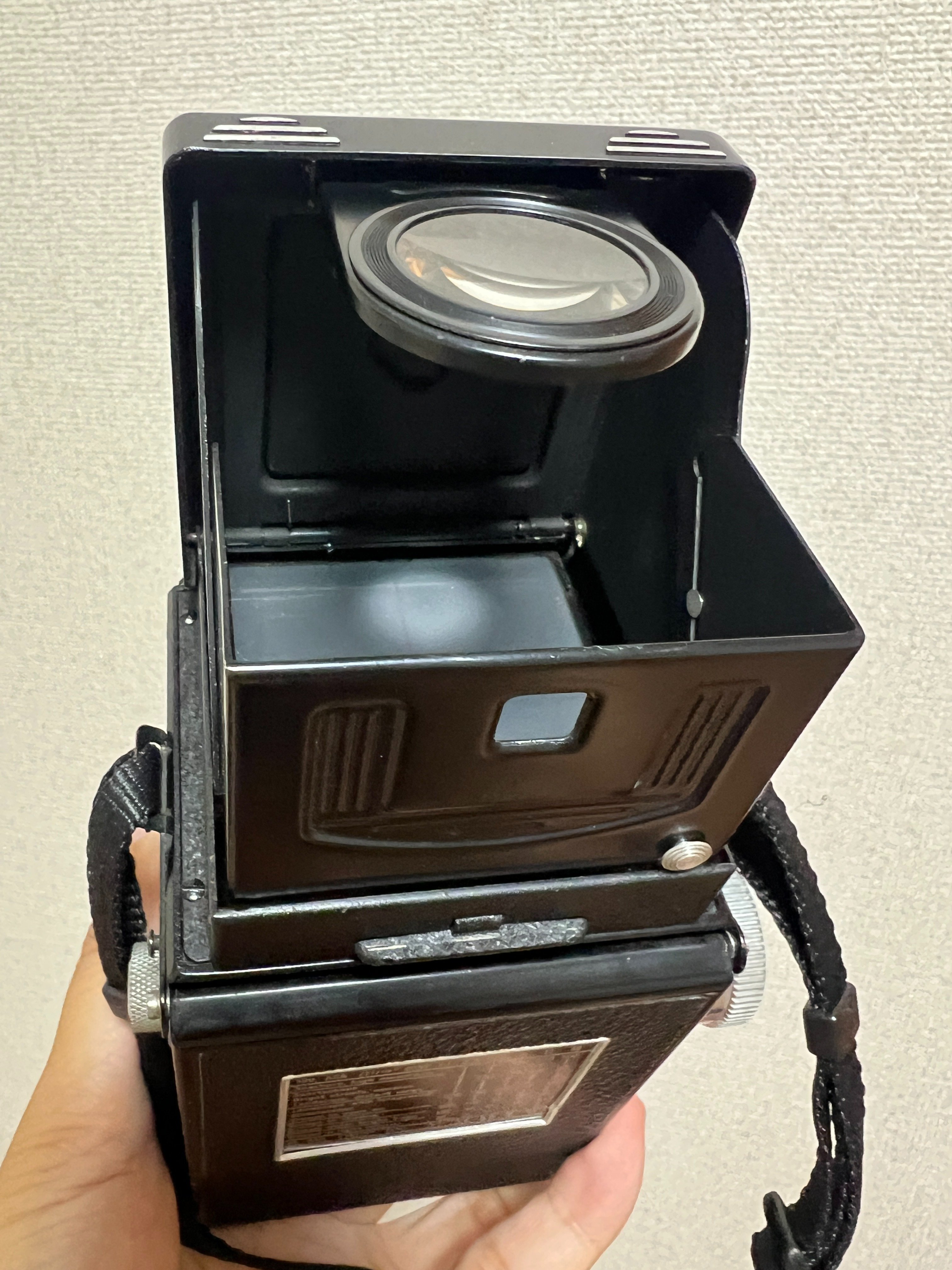 vol.396 二眼レフカメラを購入しました。｜緋色のHiro（写真を撮る人）