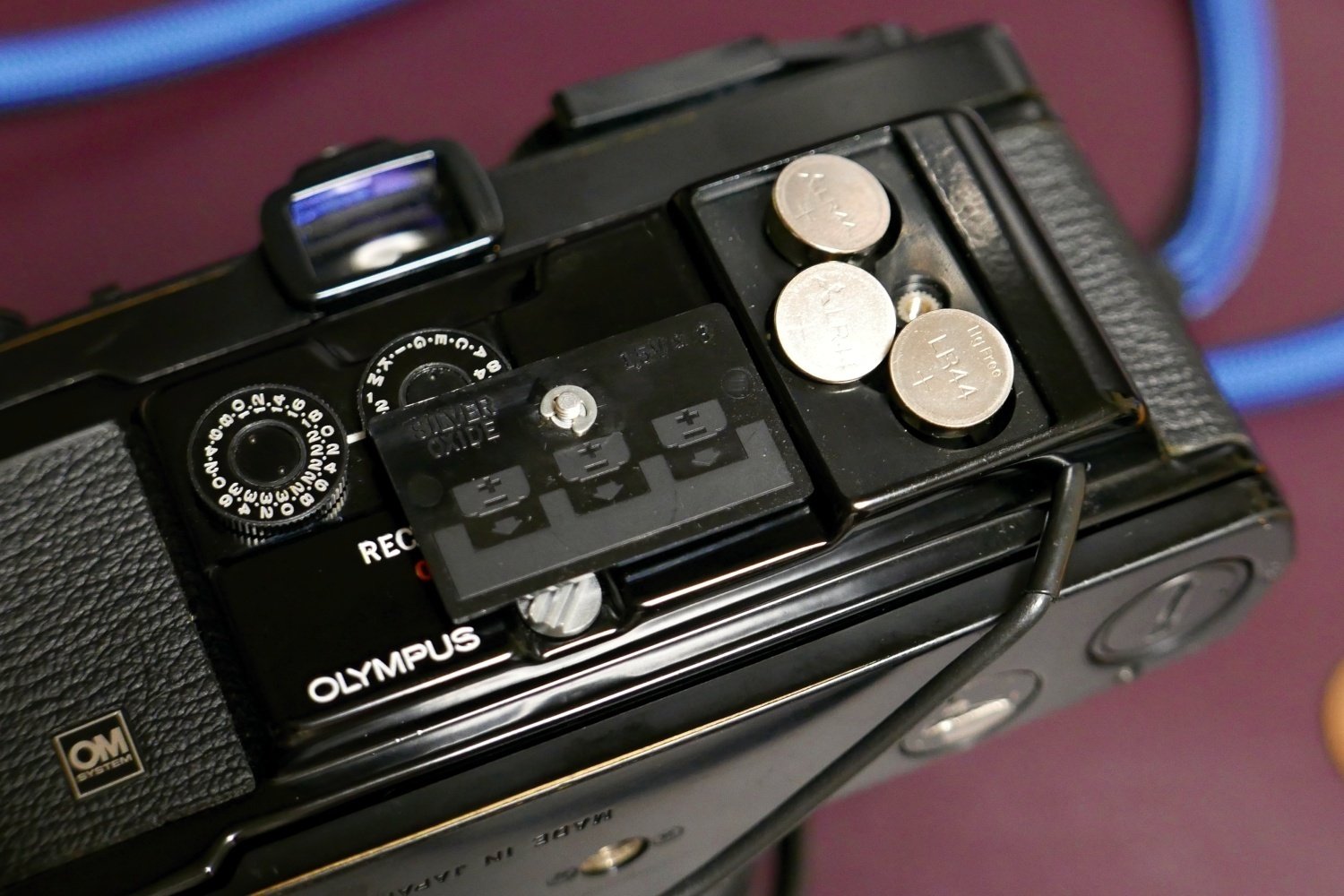 25．OLYMPUS OM-1にRECORDATA BACK1を装着してみた＜カメラ＞｜神成
