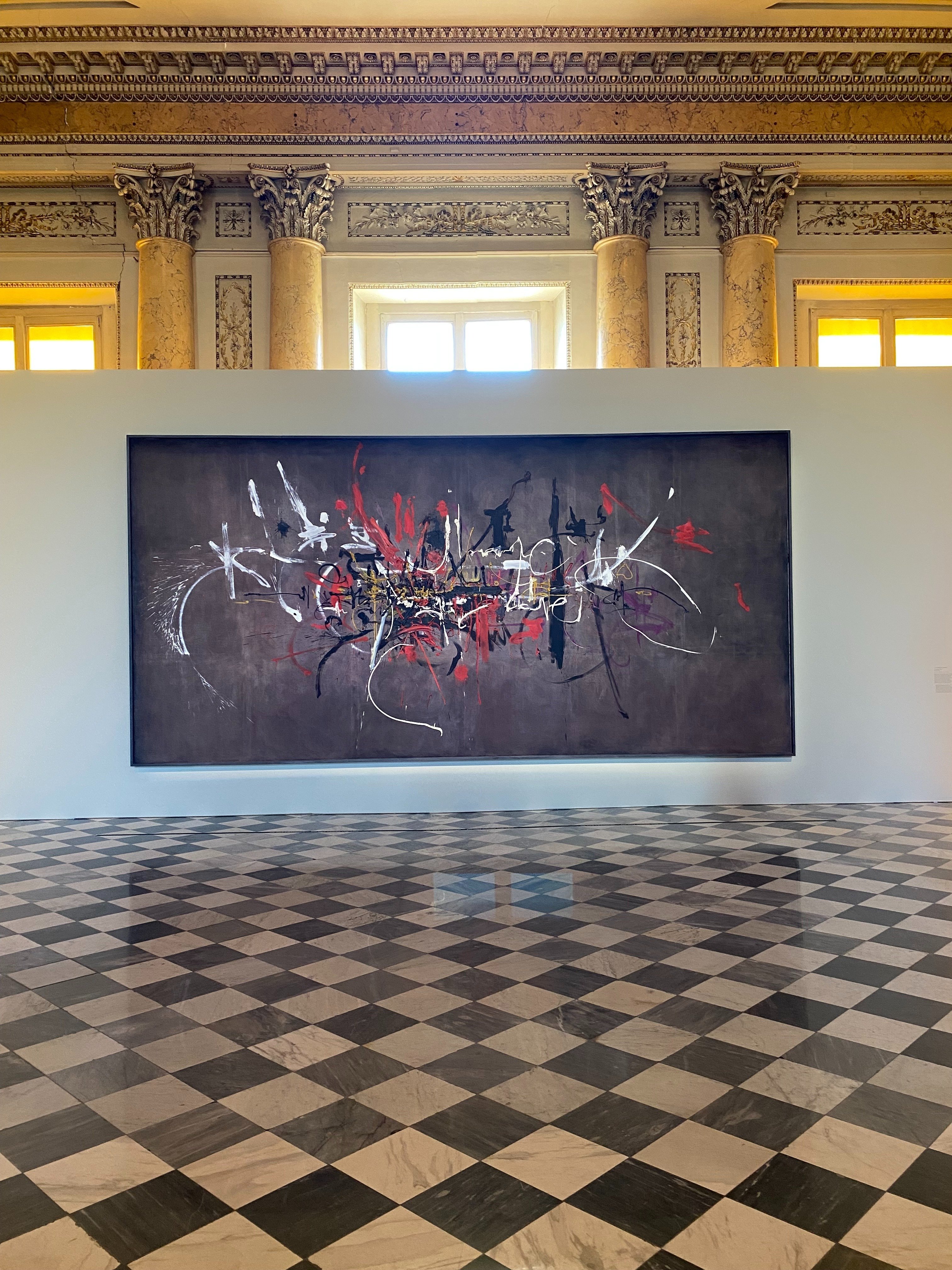 パリ‐4月の美術展‐ジョルジュ・マチュー【抽象画はどう見ればいいのか