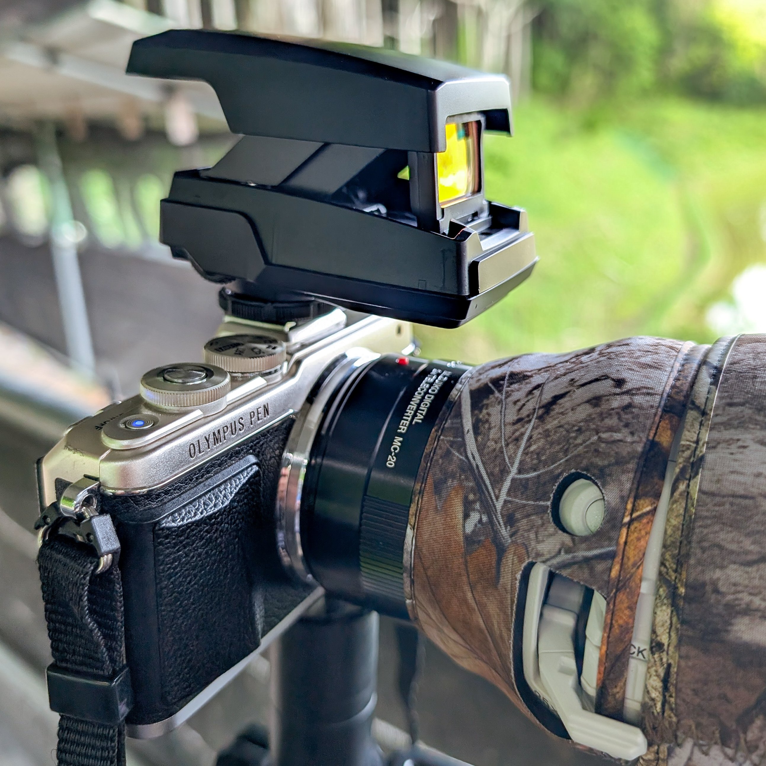 OLYMPUS PEN Lite E-PL7で挑む！ブッポウソウの超望遠撮影 / OM SYSTEM