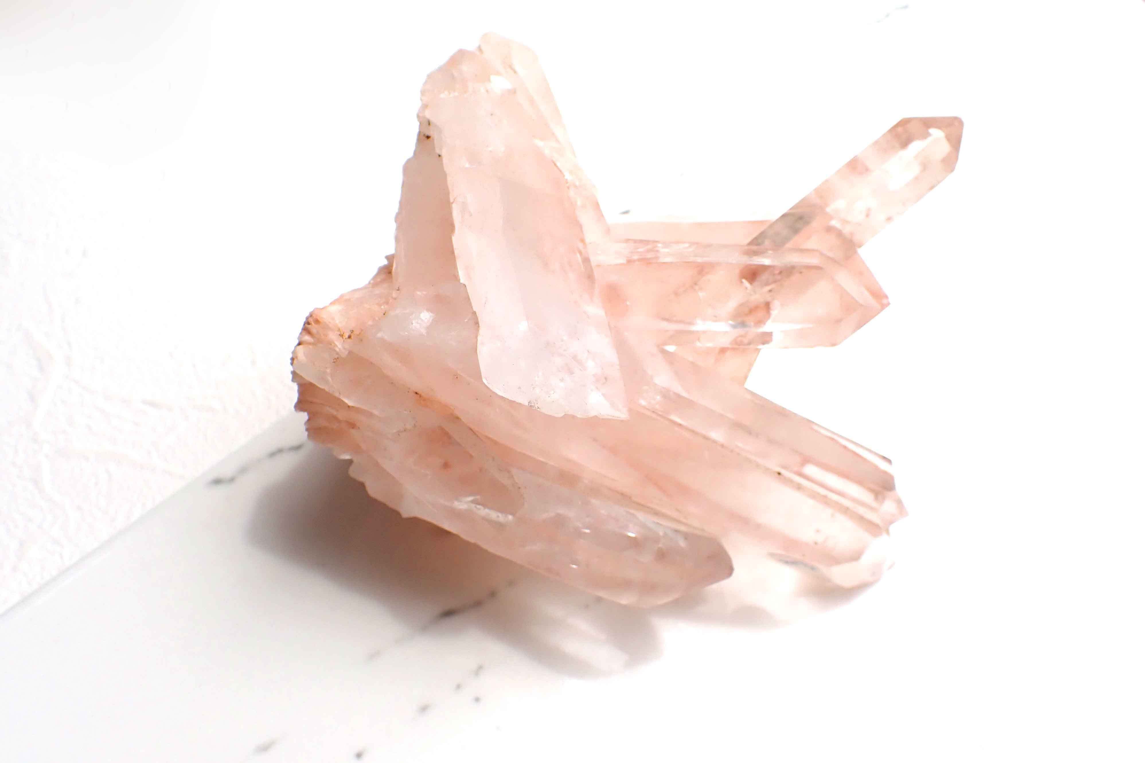 自然はなぜ群れをつくるのか――水晶クラスターが語る共生のかたち