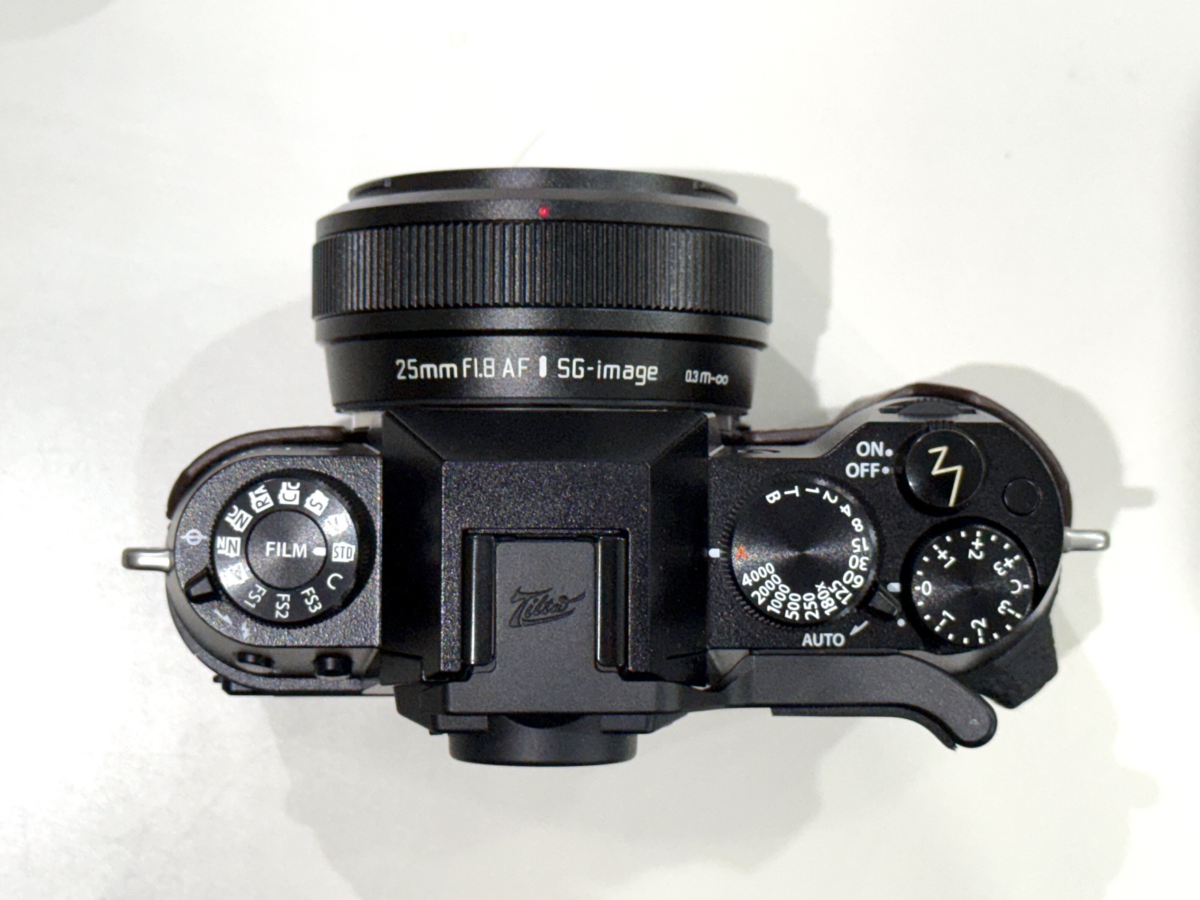 Viltrox25mmF1.7に、対抗馬あらわる。SG-image 25mmF1.8｜魚住謙介