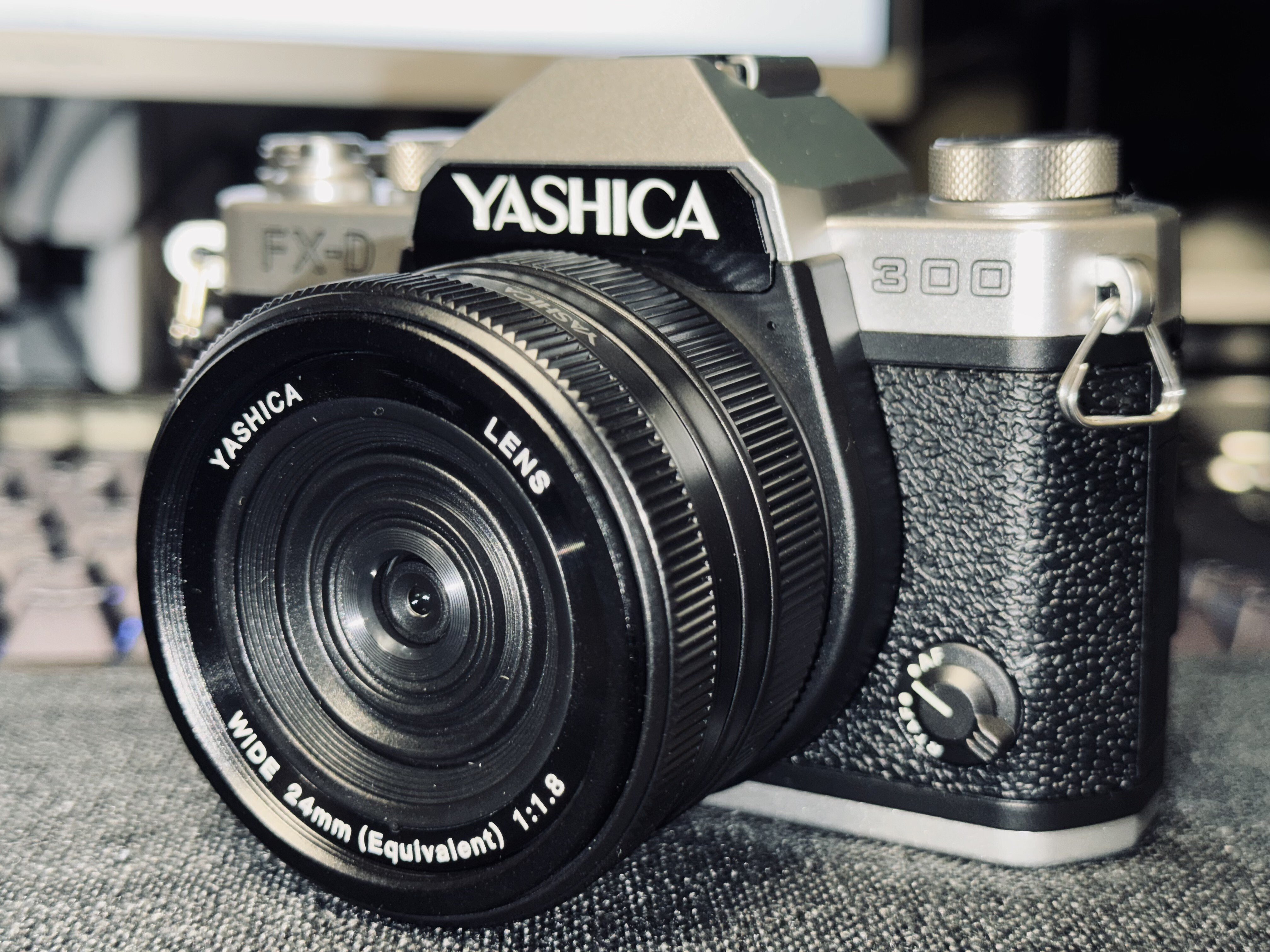 YASHICA FX-D 300、デジタルでフィルムカメラを体験できる？｜ゆーすけ