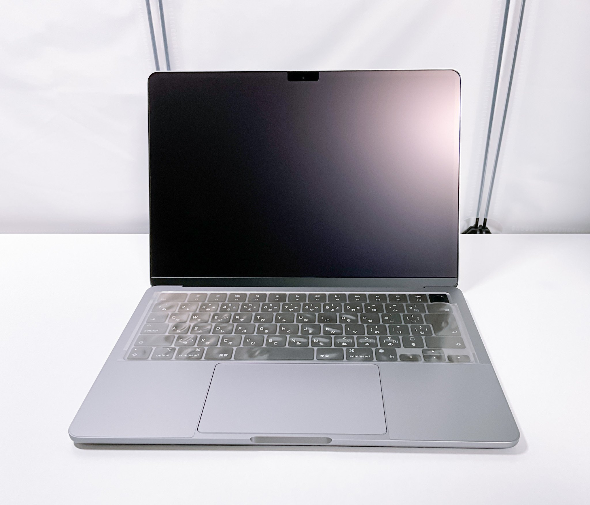 MacBook Air】「スペースグレイ」写真集｜MtOjiisan