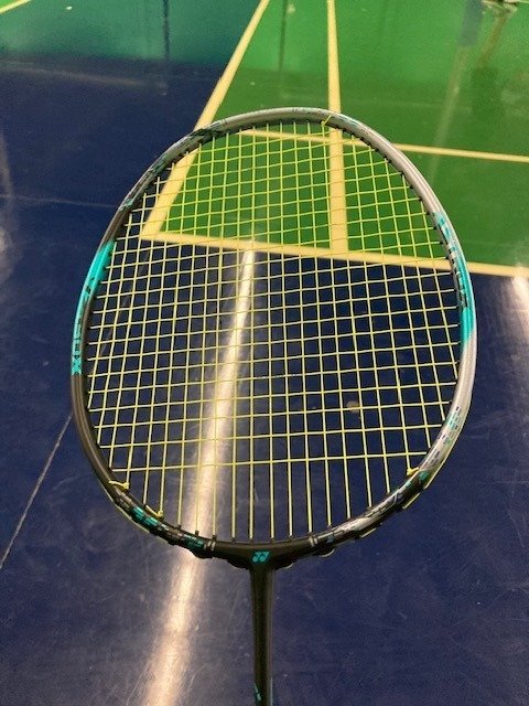 アストロクス88dプロの個人的なレビュー！使い心地や他のラケットと