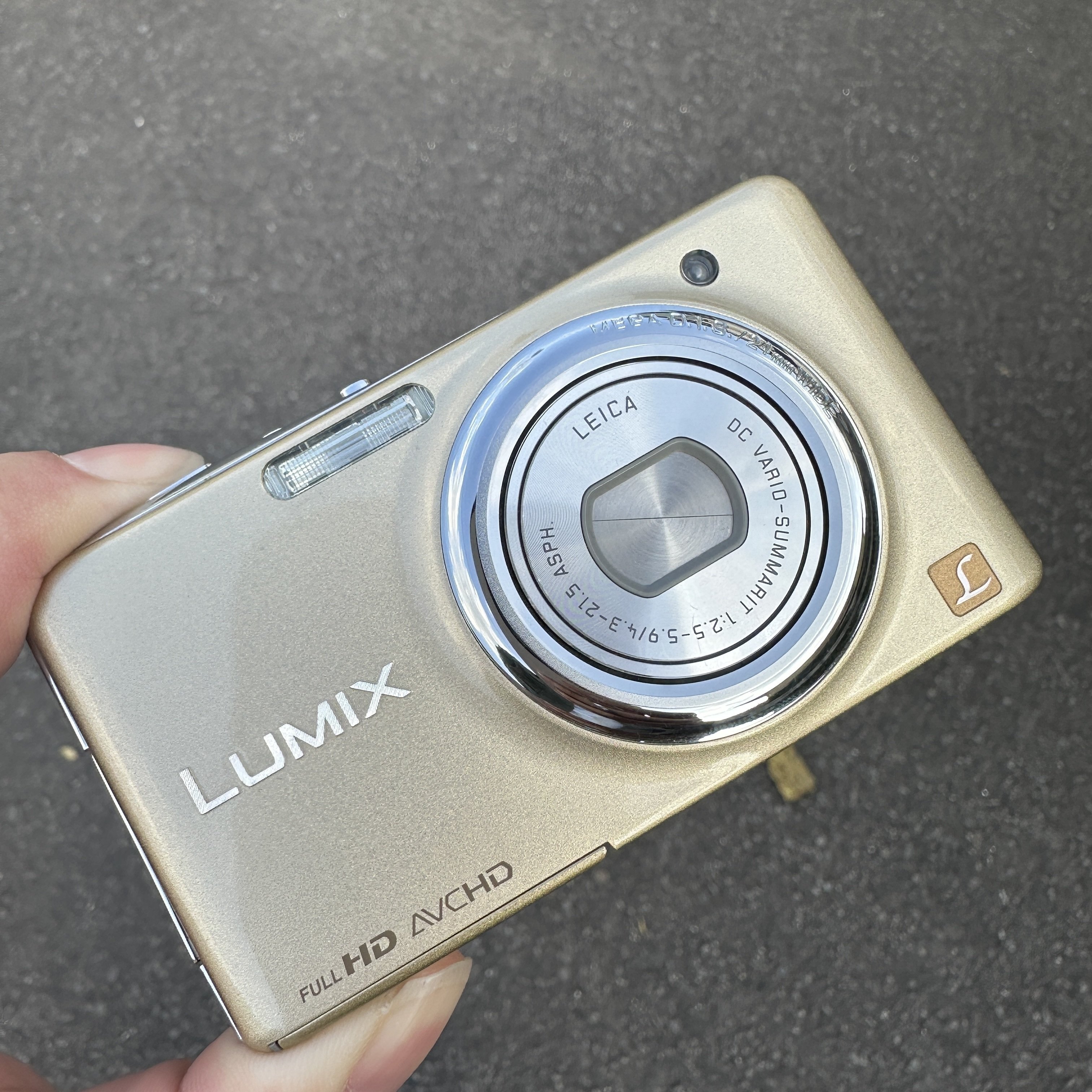 オールドコンデジ紹介】Panasonic LUMIX DMC-FX77｜はむのカメラショップ