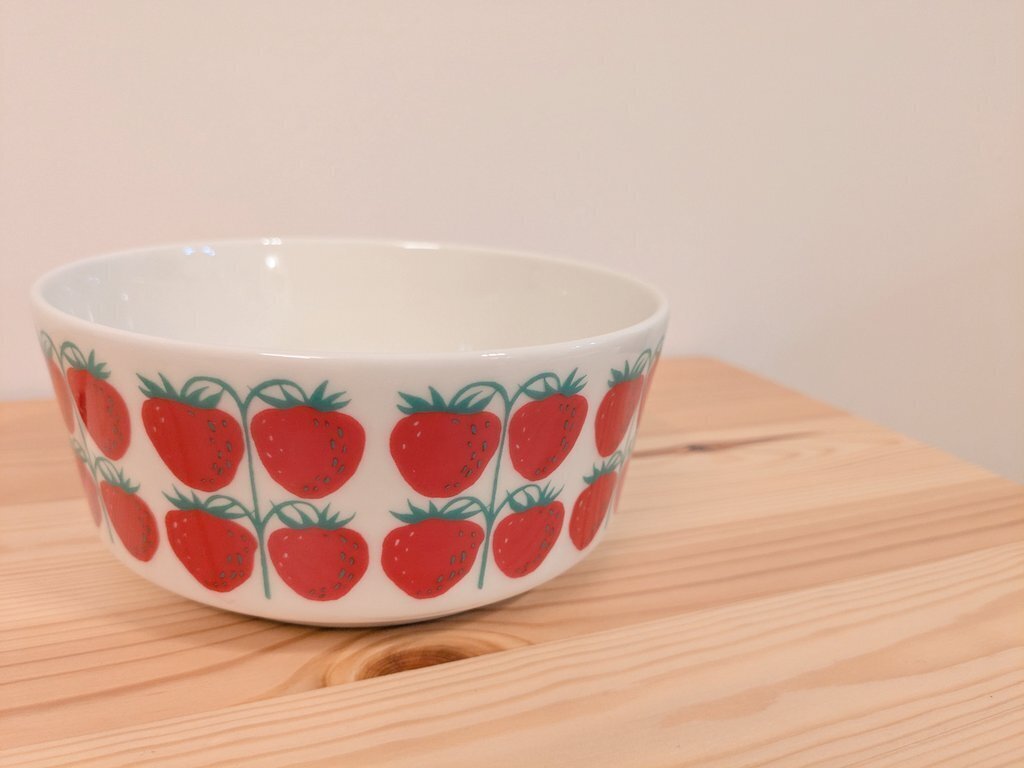 ARABIAのPomonaのお皿が可愛いから見て！｜原田らすく（らすく）