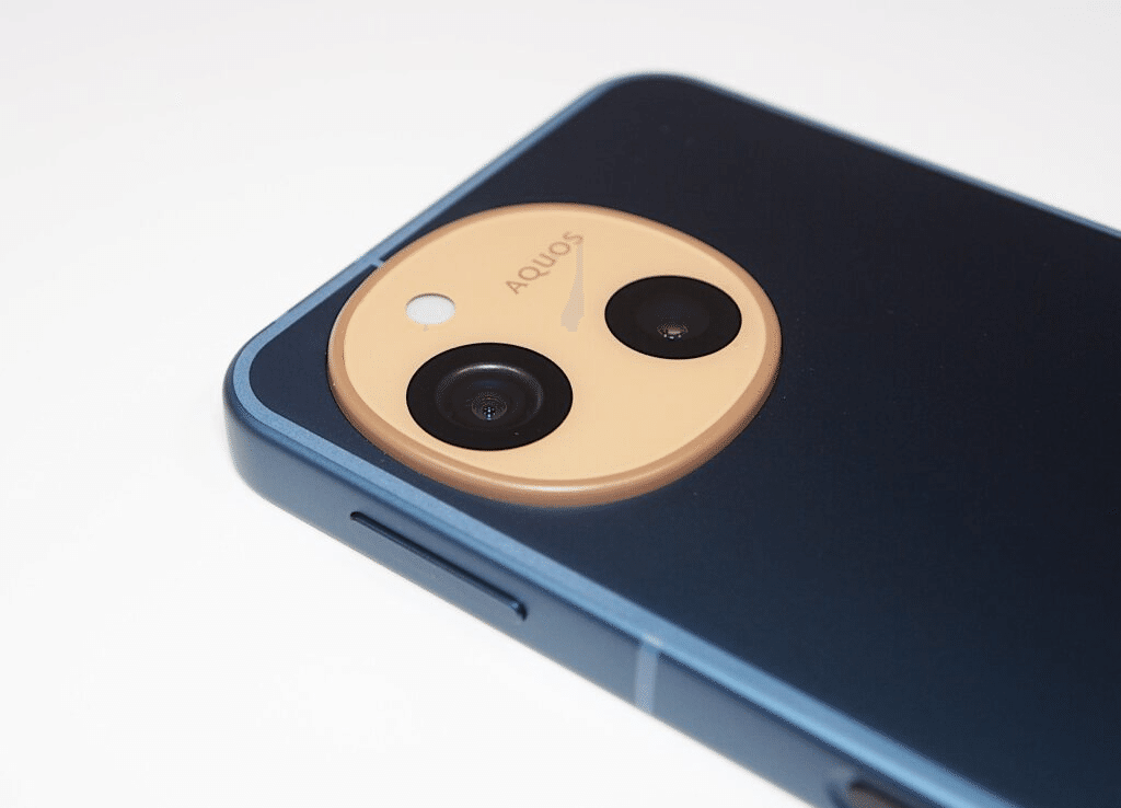AQUOS sense10 SH-M33の実機レビュー！欠点なしの国民機｜シムラボ