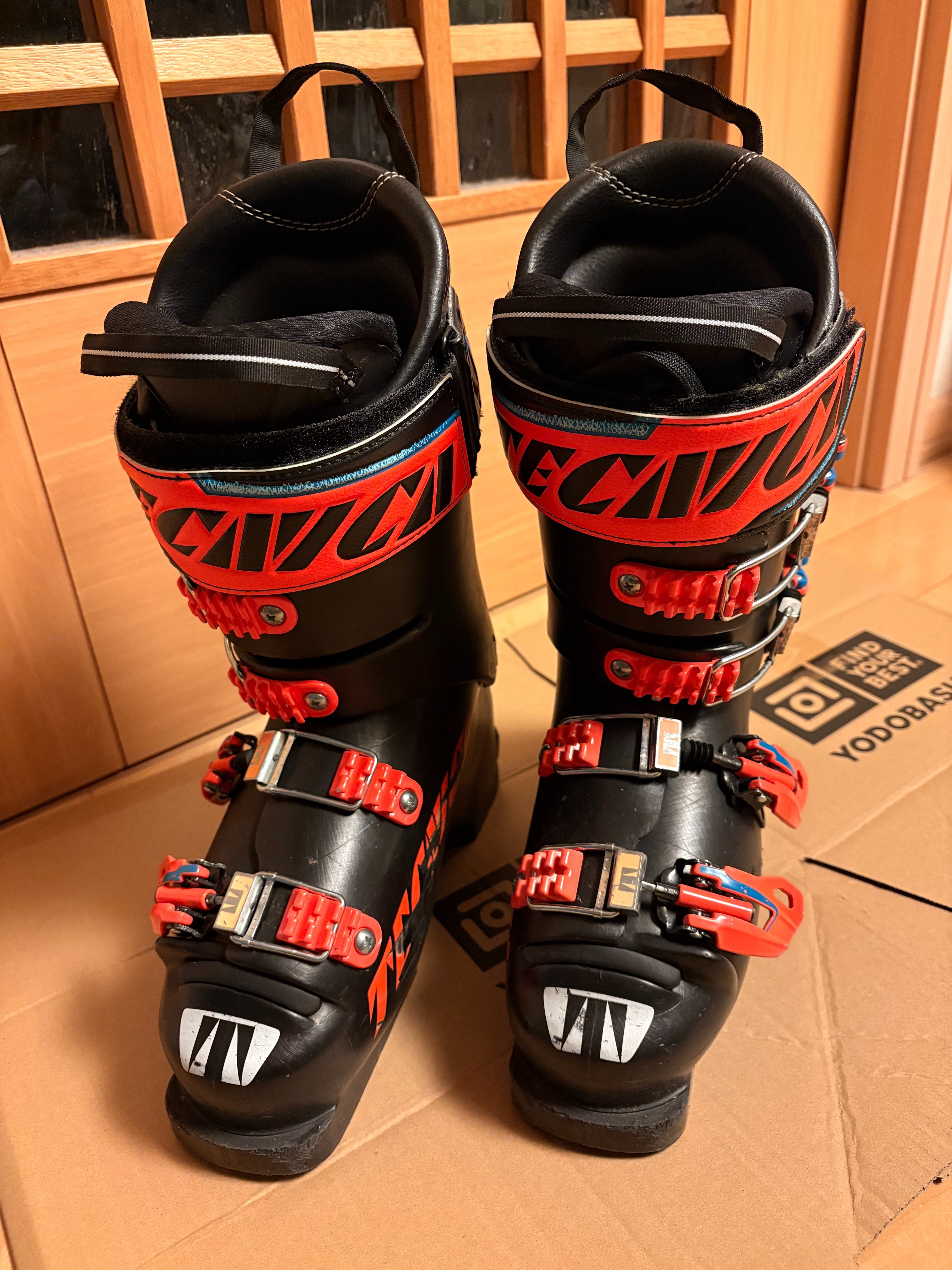 テクニカR9.3 110とヘッドRAPTOR WCR 5の比較｜YUYA YAMAKI