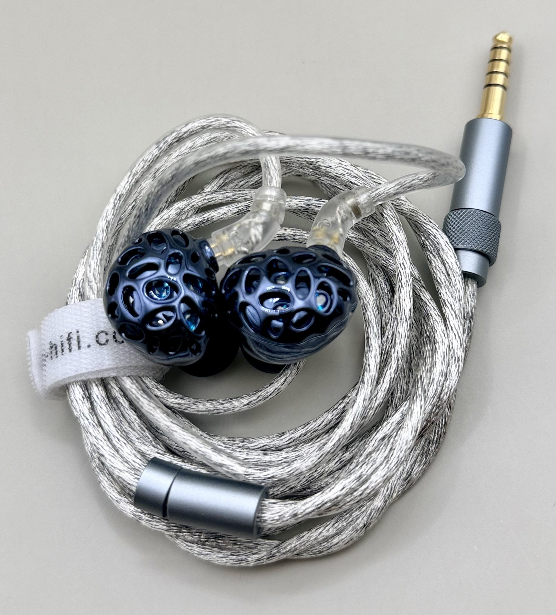 TRN WhaleSharkのレビュー｜ラルフ・ヒンクリー