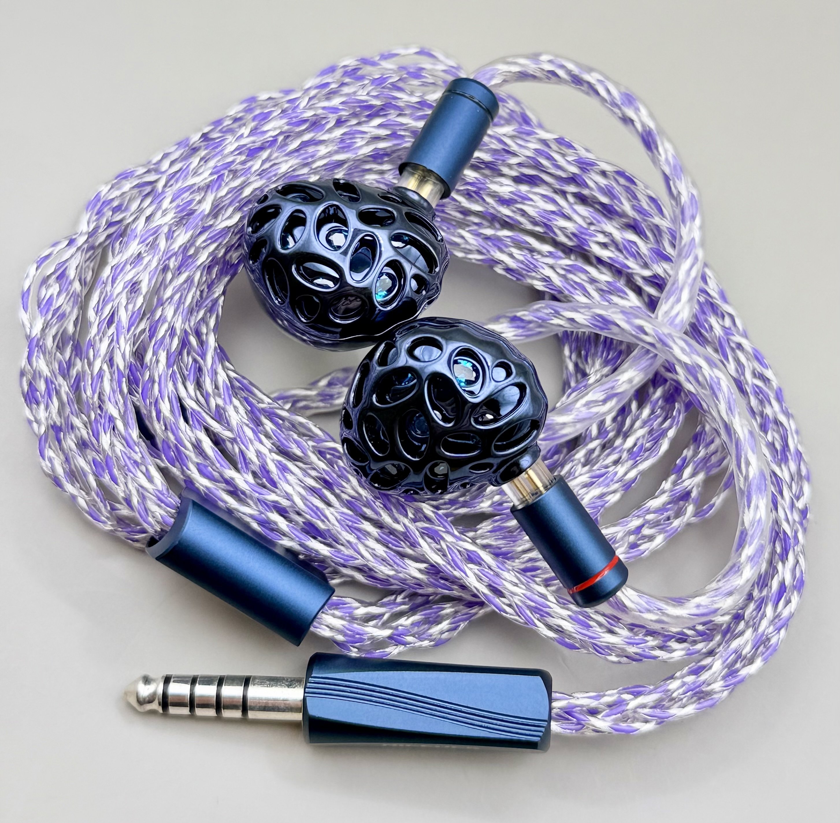 TRN WhaleSharkのレビュー｜ラルフ・ヒンクリー