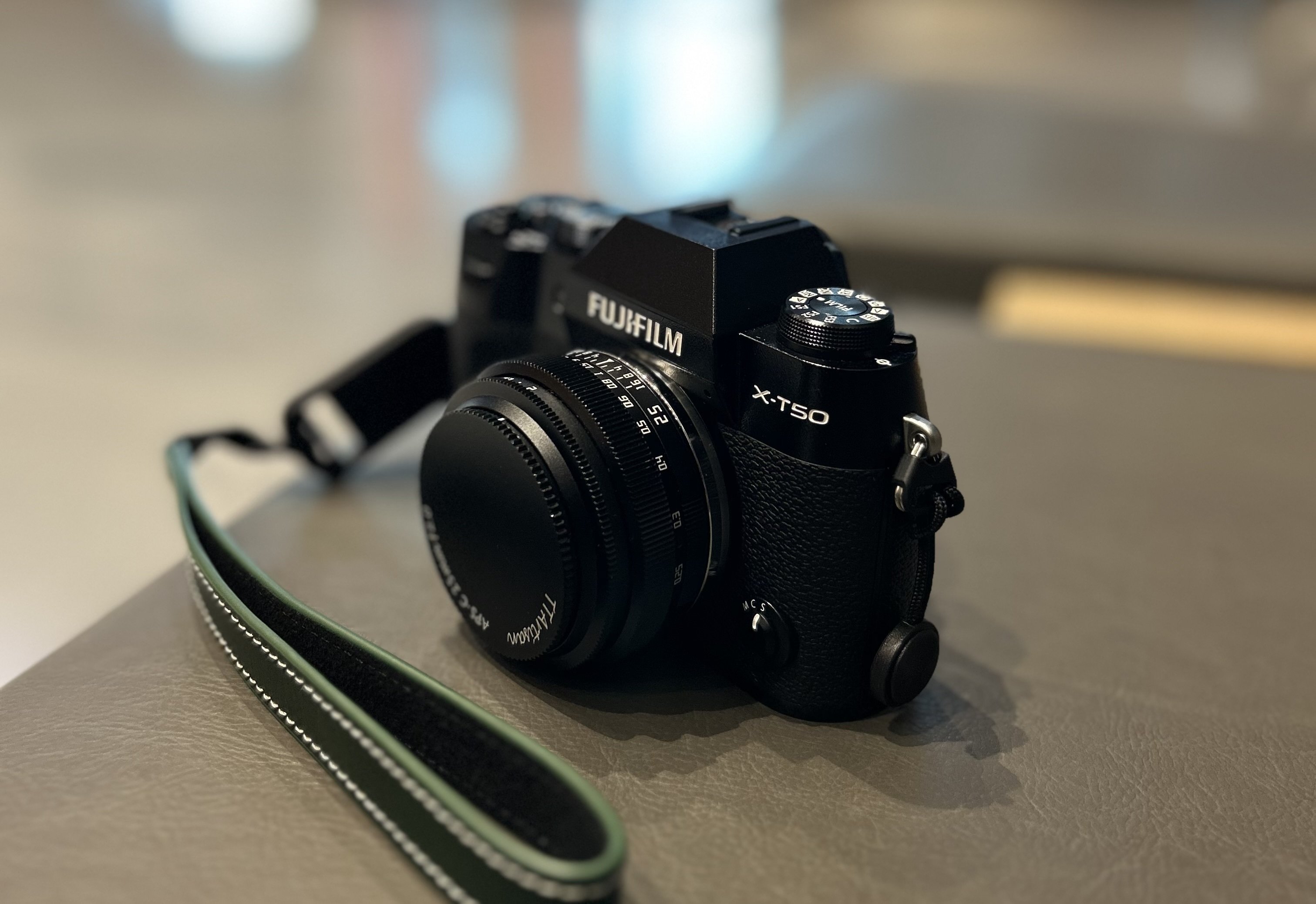 鉄塔のある景色、色のある風景/TTArtisan 25mm F2｜北岡＠カメラ/写真