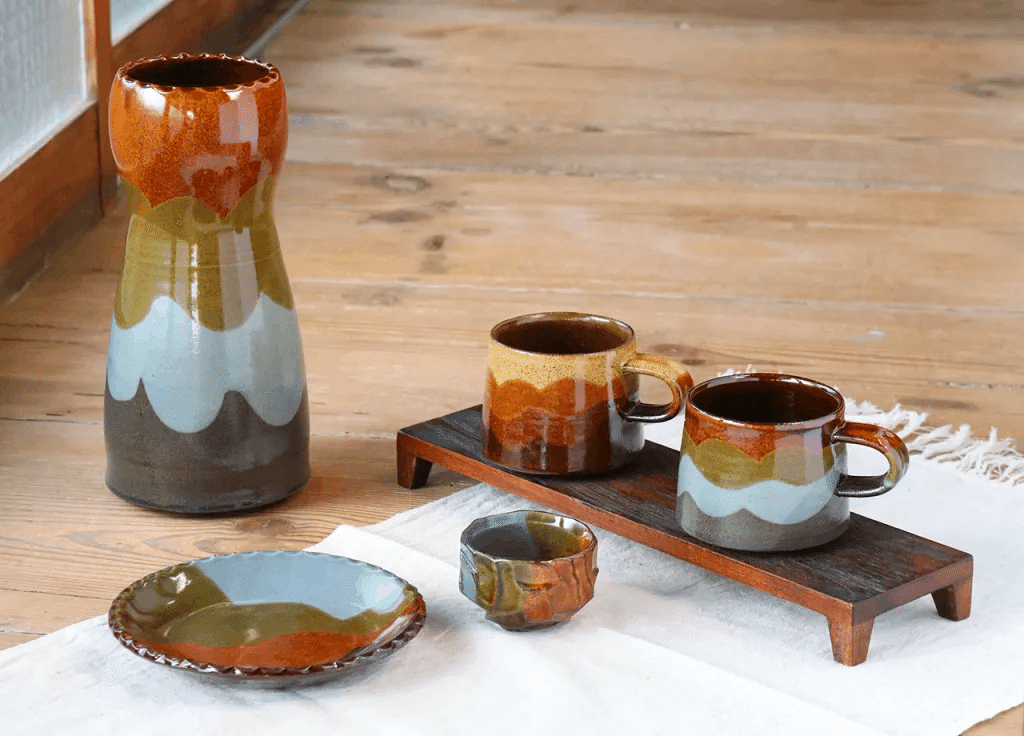土と色、日常に寄り添ううつわ。「佐川義乱・陶器あ⇔ん 二人展」の