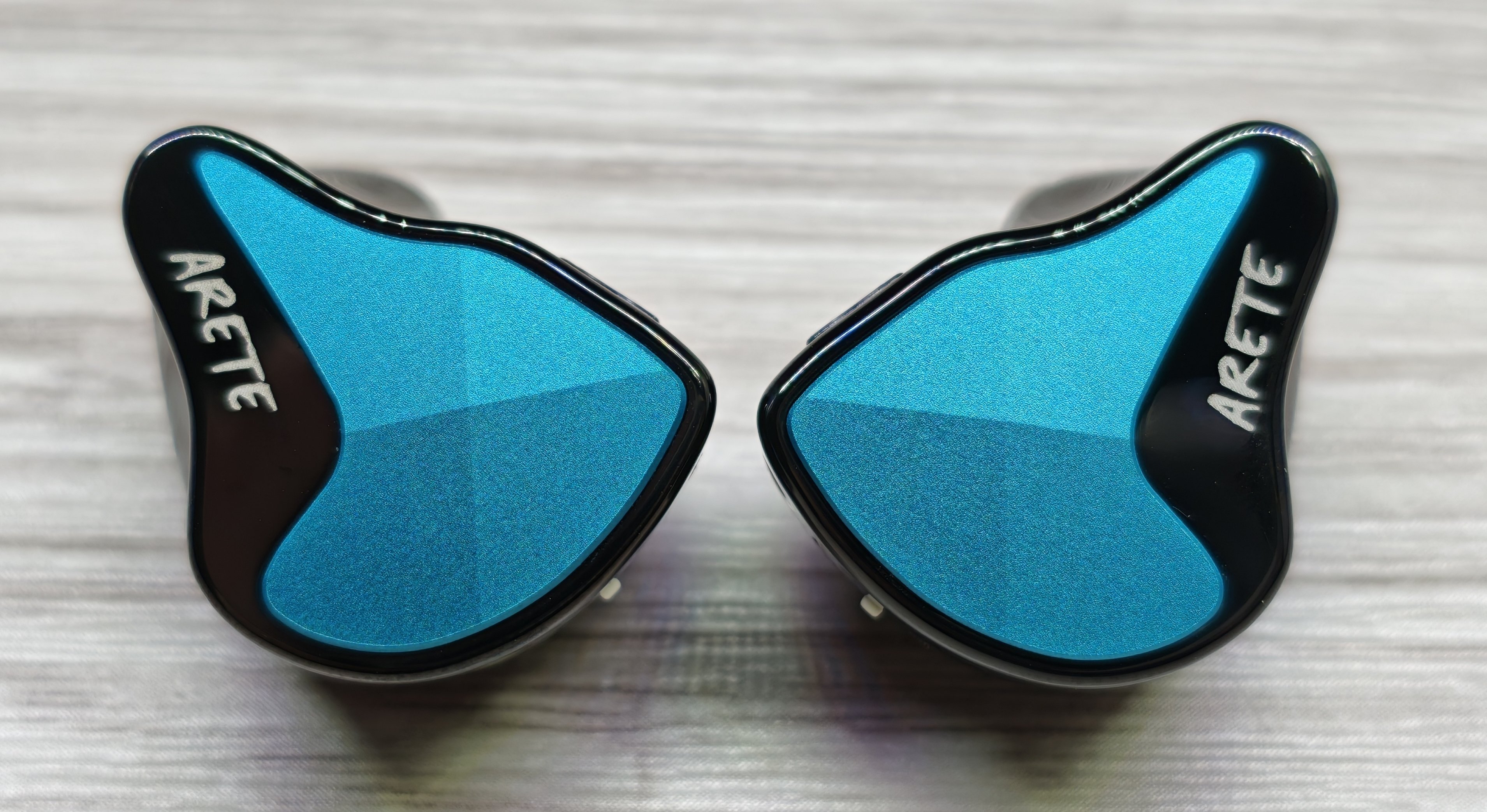 □ZiiGaat x Fresh Reviews ARETE Ⅱ 紹介｜イヤホンジャックと豆