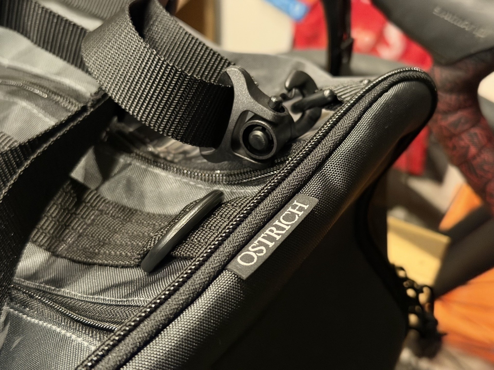 オーストリッチ「遠征バッグ」｜サイクルショップ マティーノ