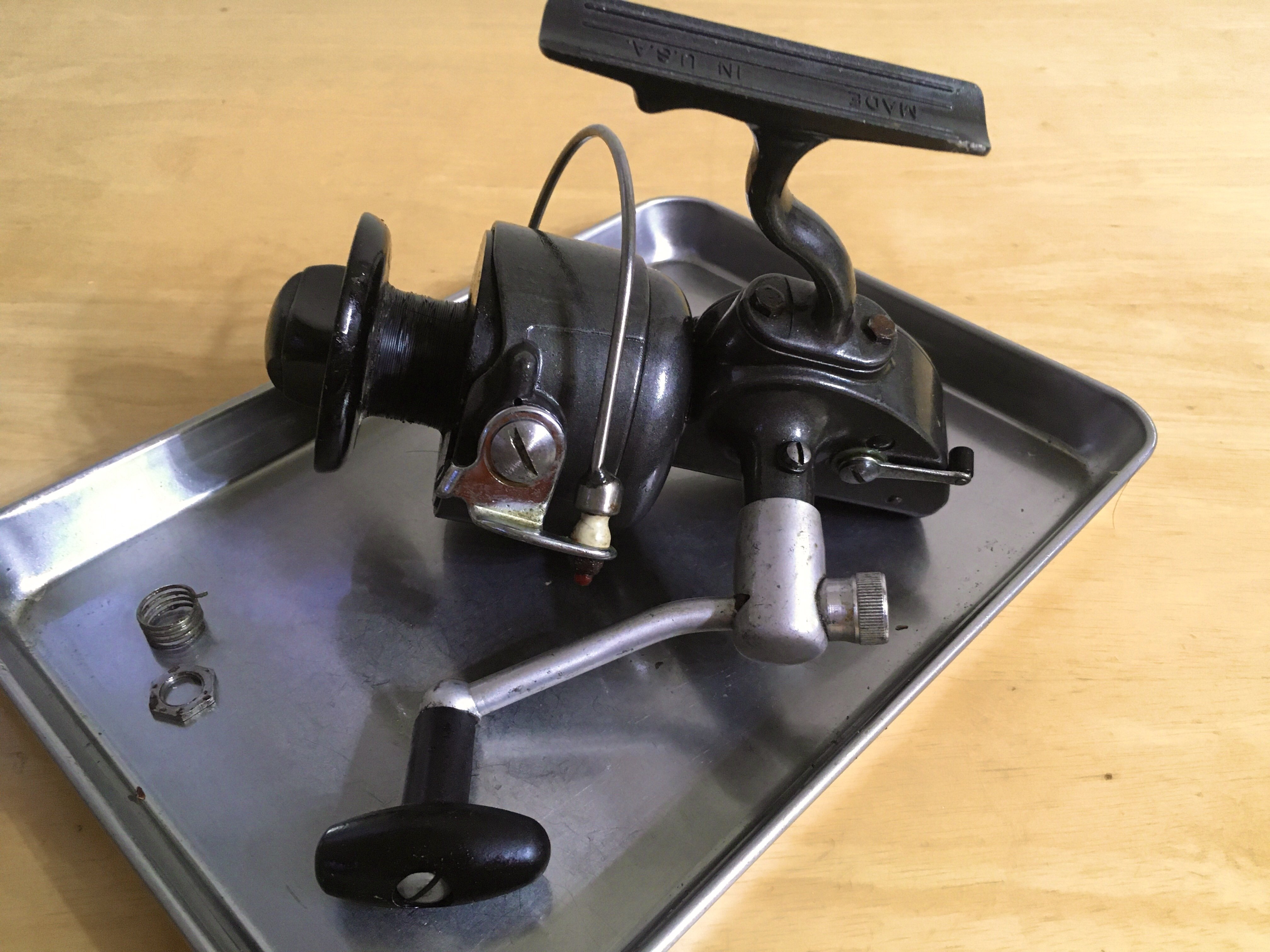 🎣オールドフィッシングタックル058 純米国製スピニングリール