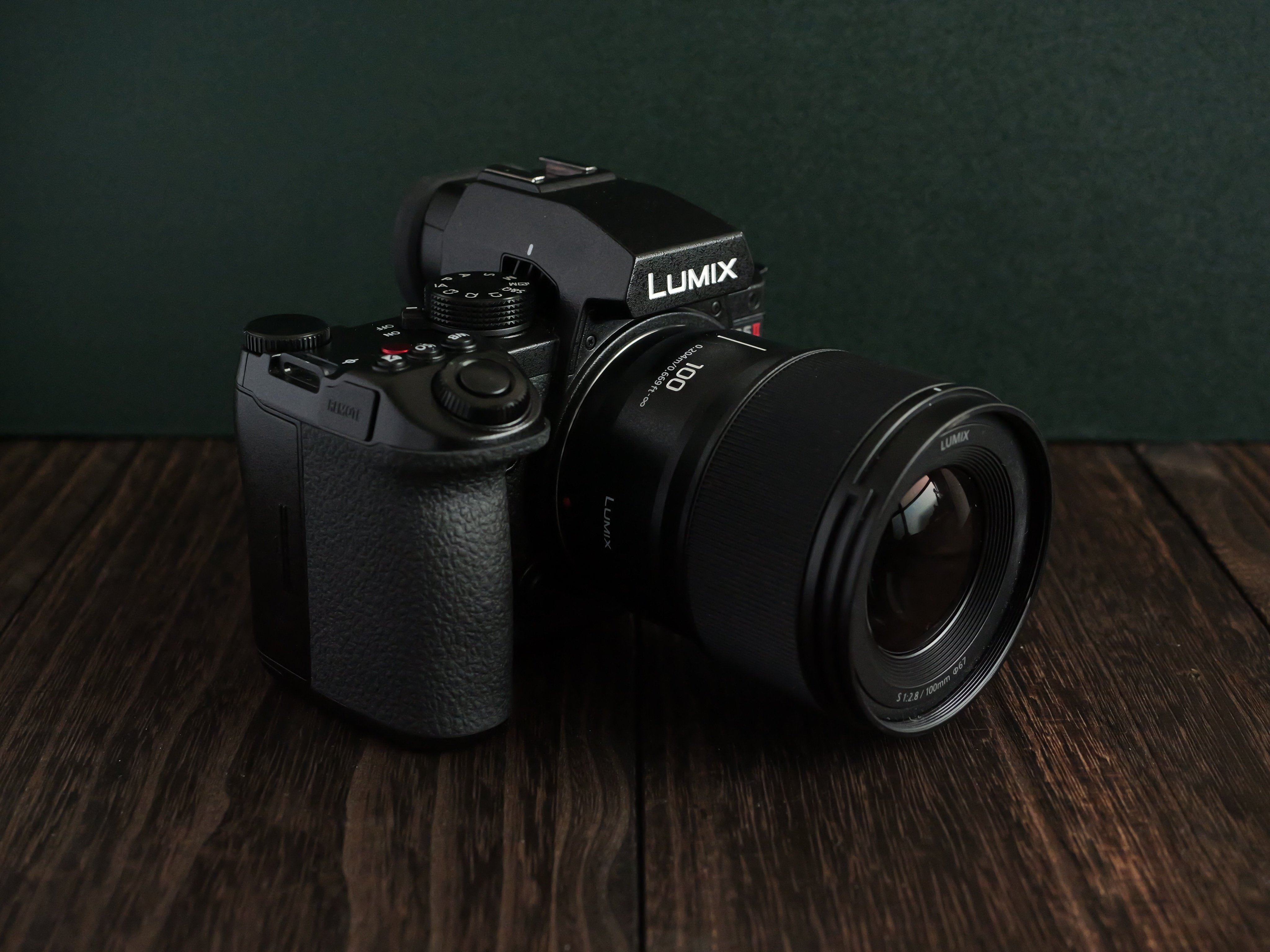 ルミマガ編集部】LUMIX S 100mm F2.8 MACRO使ってみた｜LUMIX Magazine