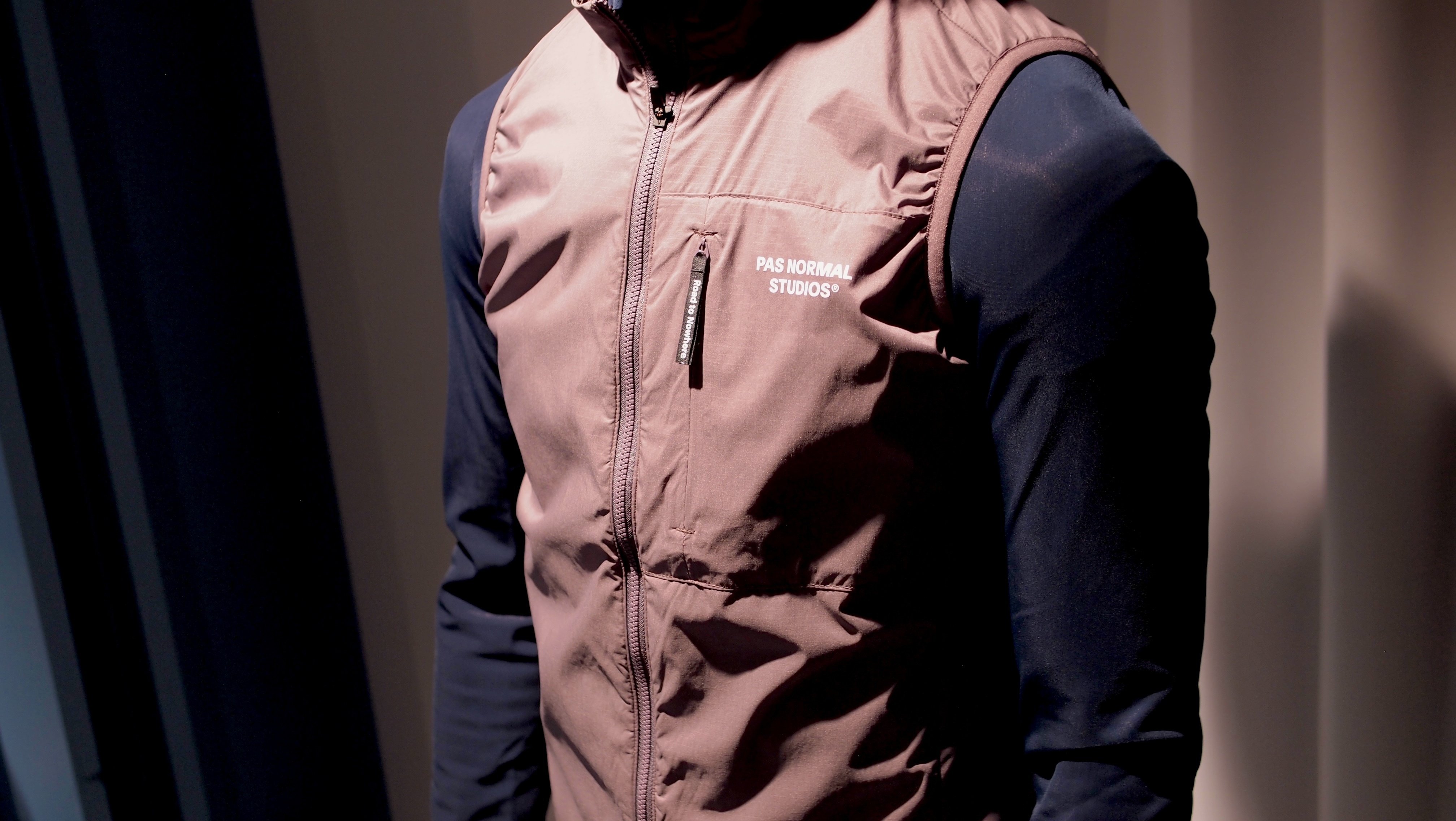 着用例】PAS NORMAL STUDIOS ジレ/ジャケットサイズ感 着用レビュー