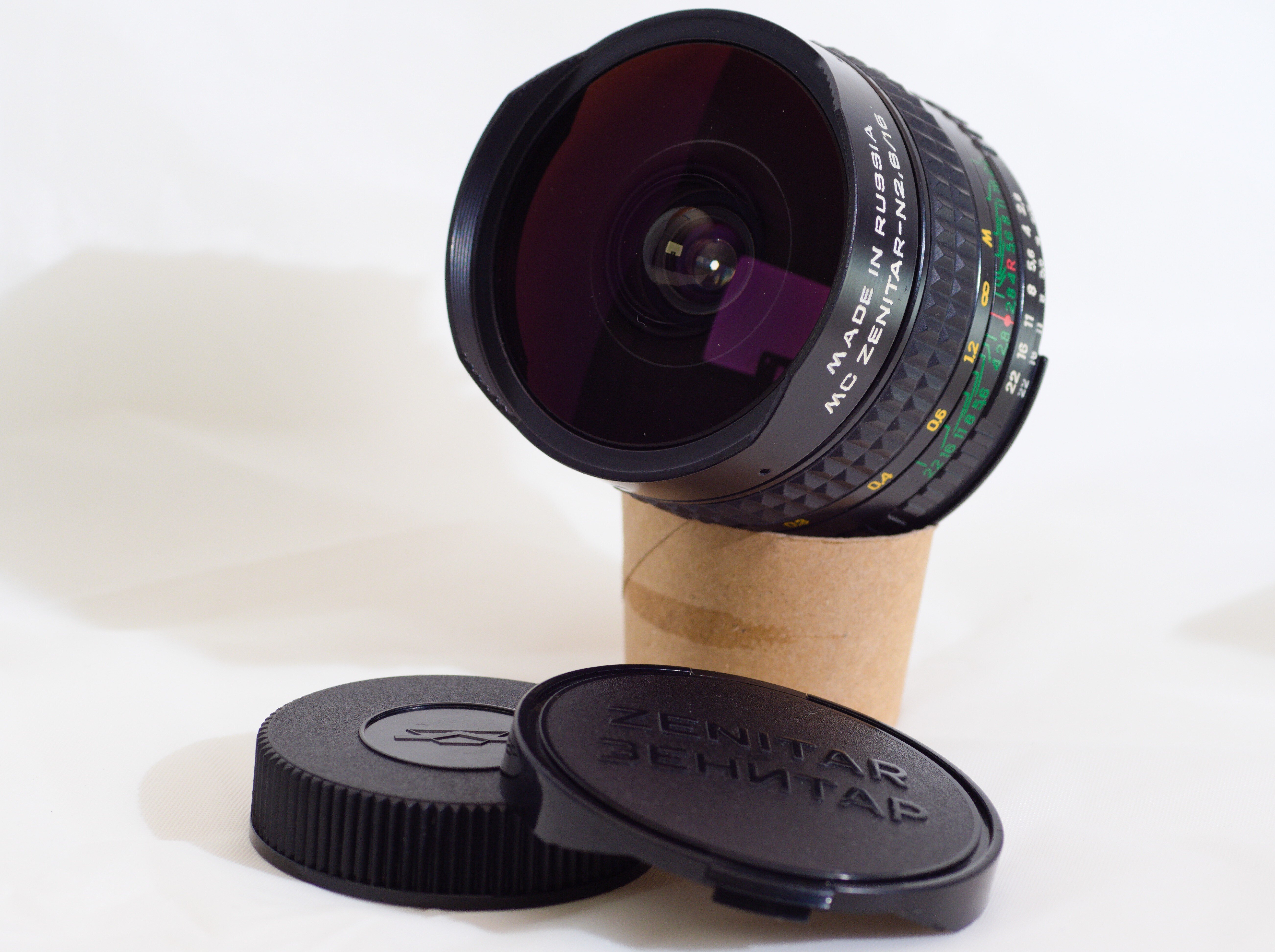 レンズ沼あれこれ：MC ZENITAR 16mm F2.8 FISH-EYE｜ひっくすK