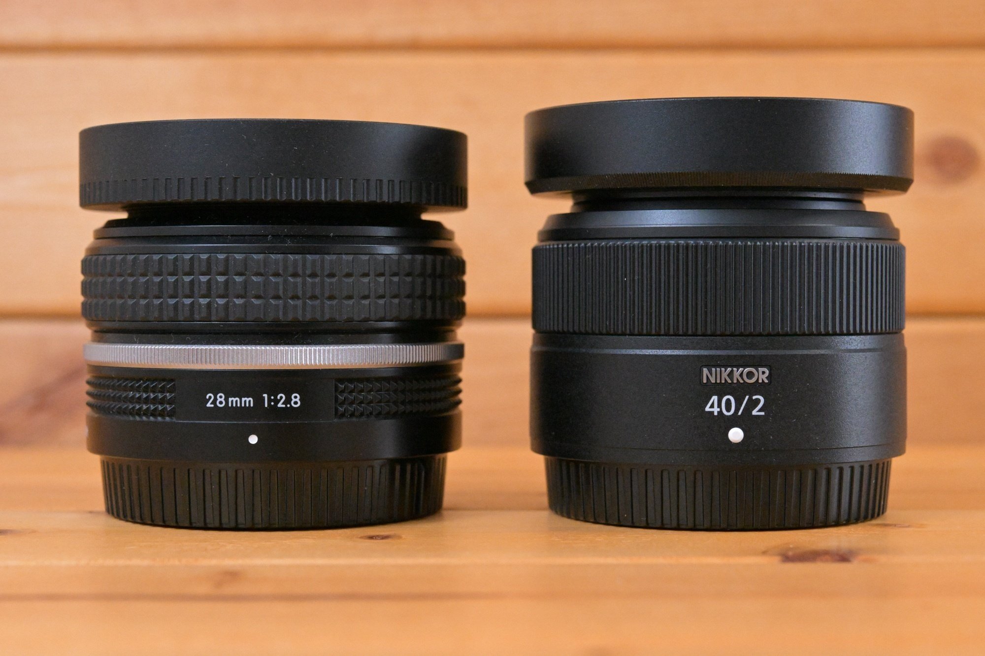 NIKKOR Z 28mm, 40mm用のF-Foto, JJC製金属フード比較｜ちーちゃーん
