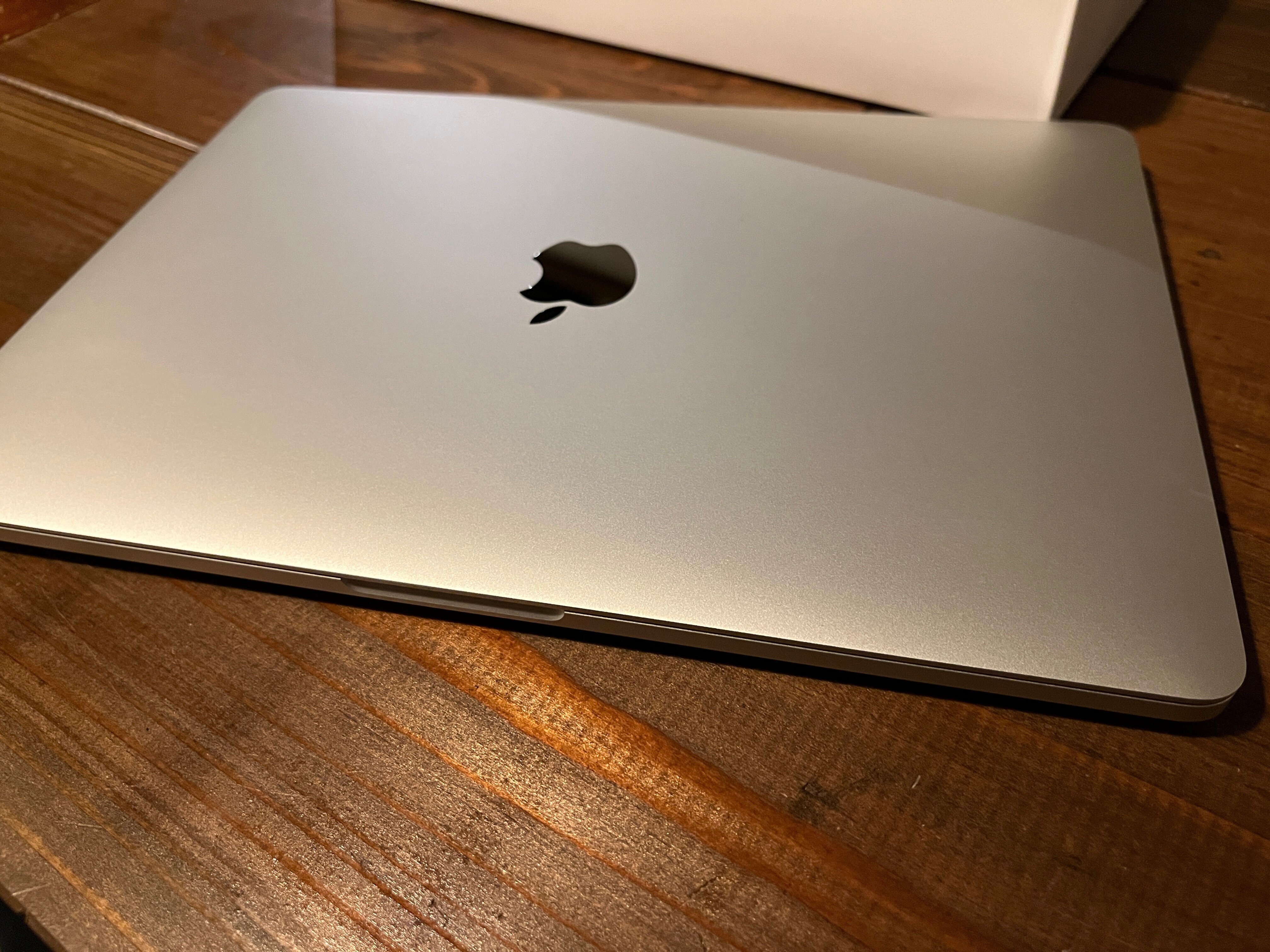 Amazon整備済み品MacBook Pro購入｜NAKADA Shugo