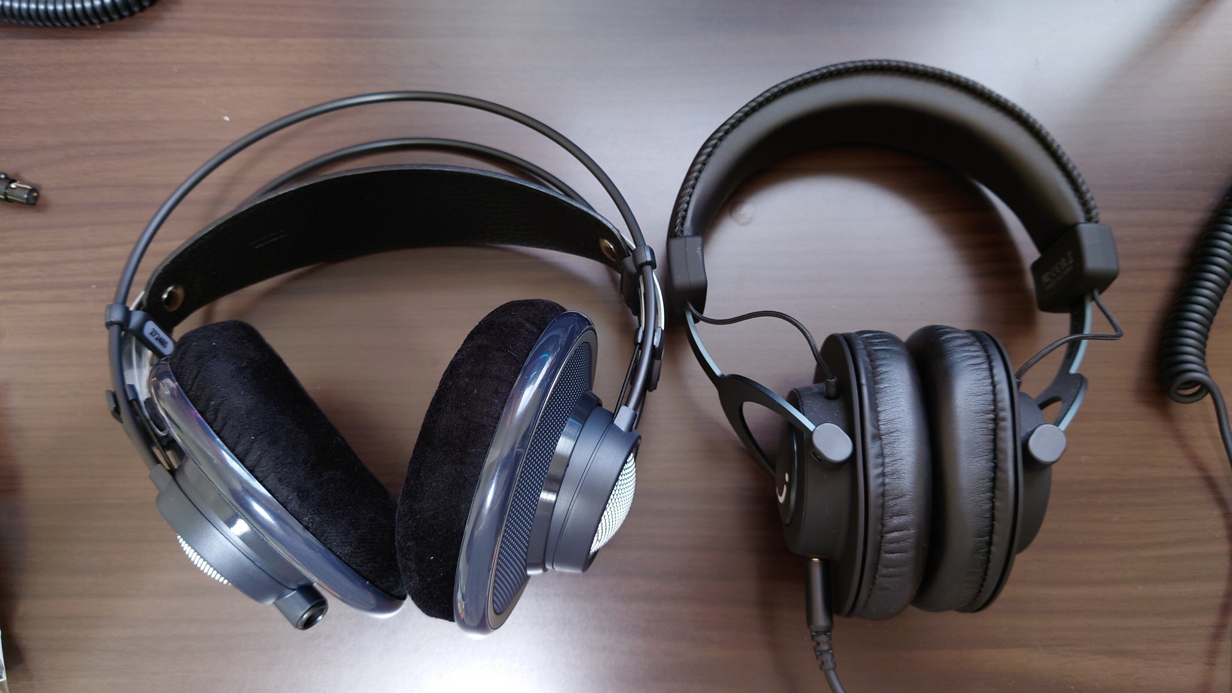 AKG K702-Y3】初めて開放型ヘッドホンを買って感動しているおじさん