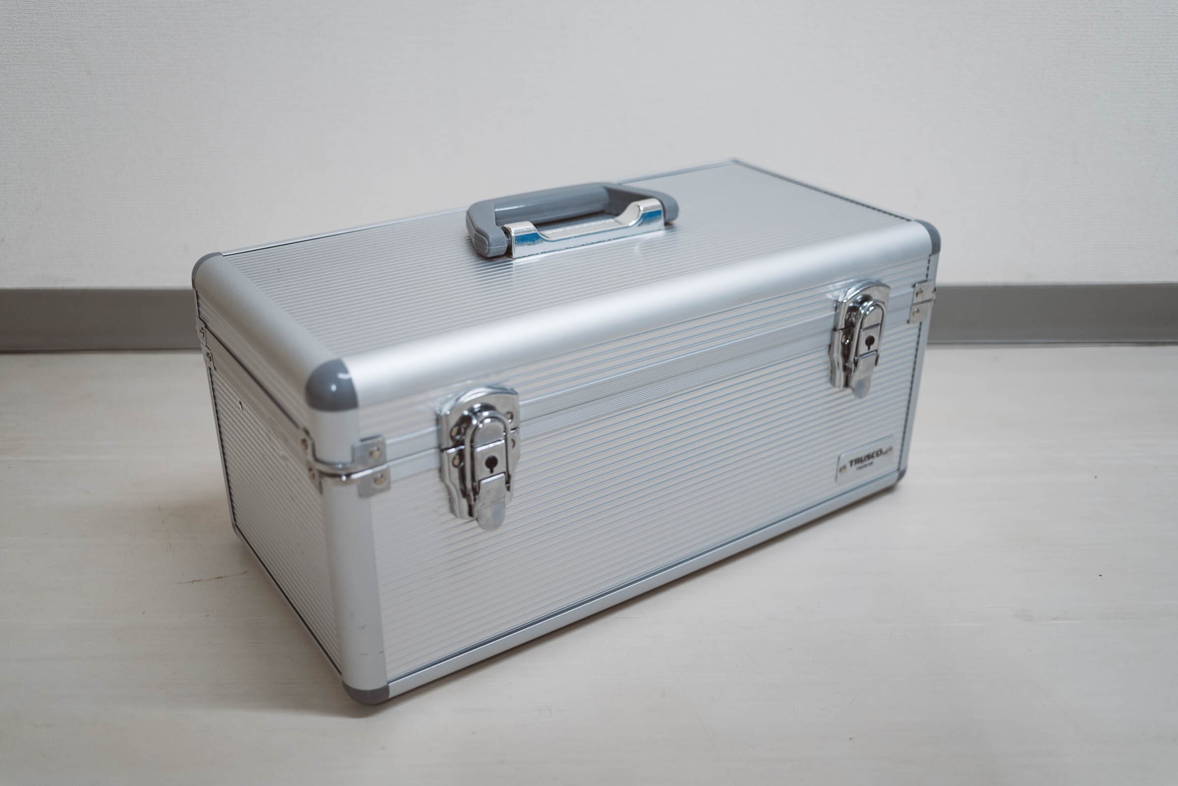 レンズ運搬用のアタッシュケースを作る｜fixsenia