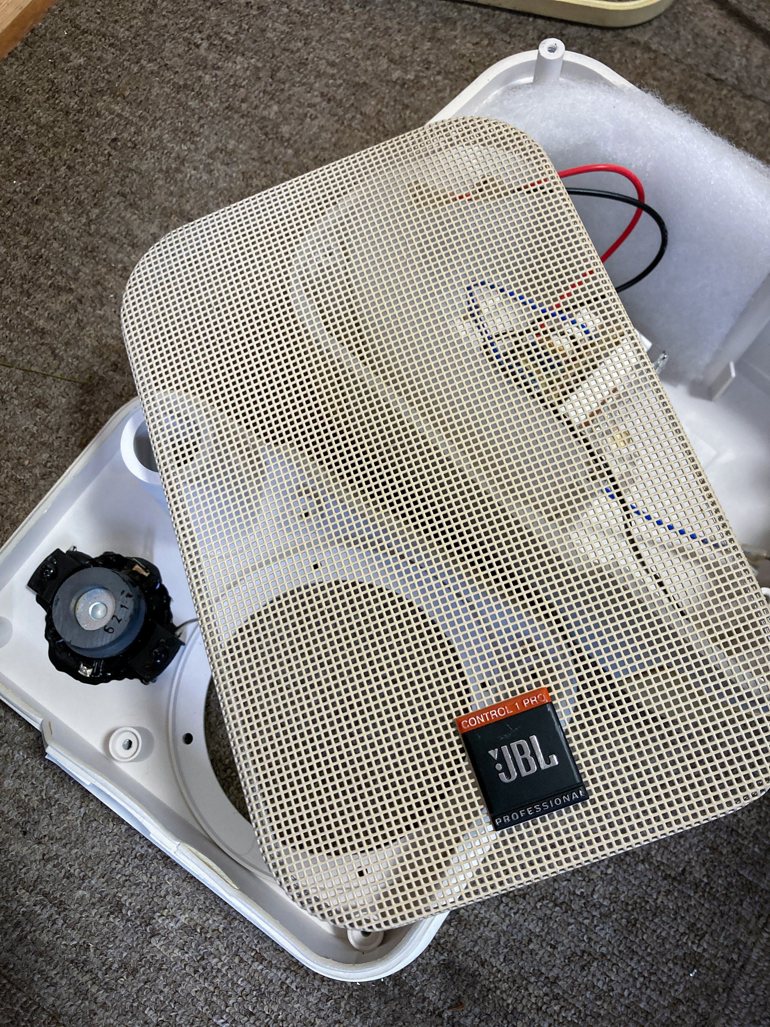 修理の修行で気付いた。（オーディオのお話だけど、音楽紹介もあり