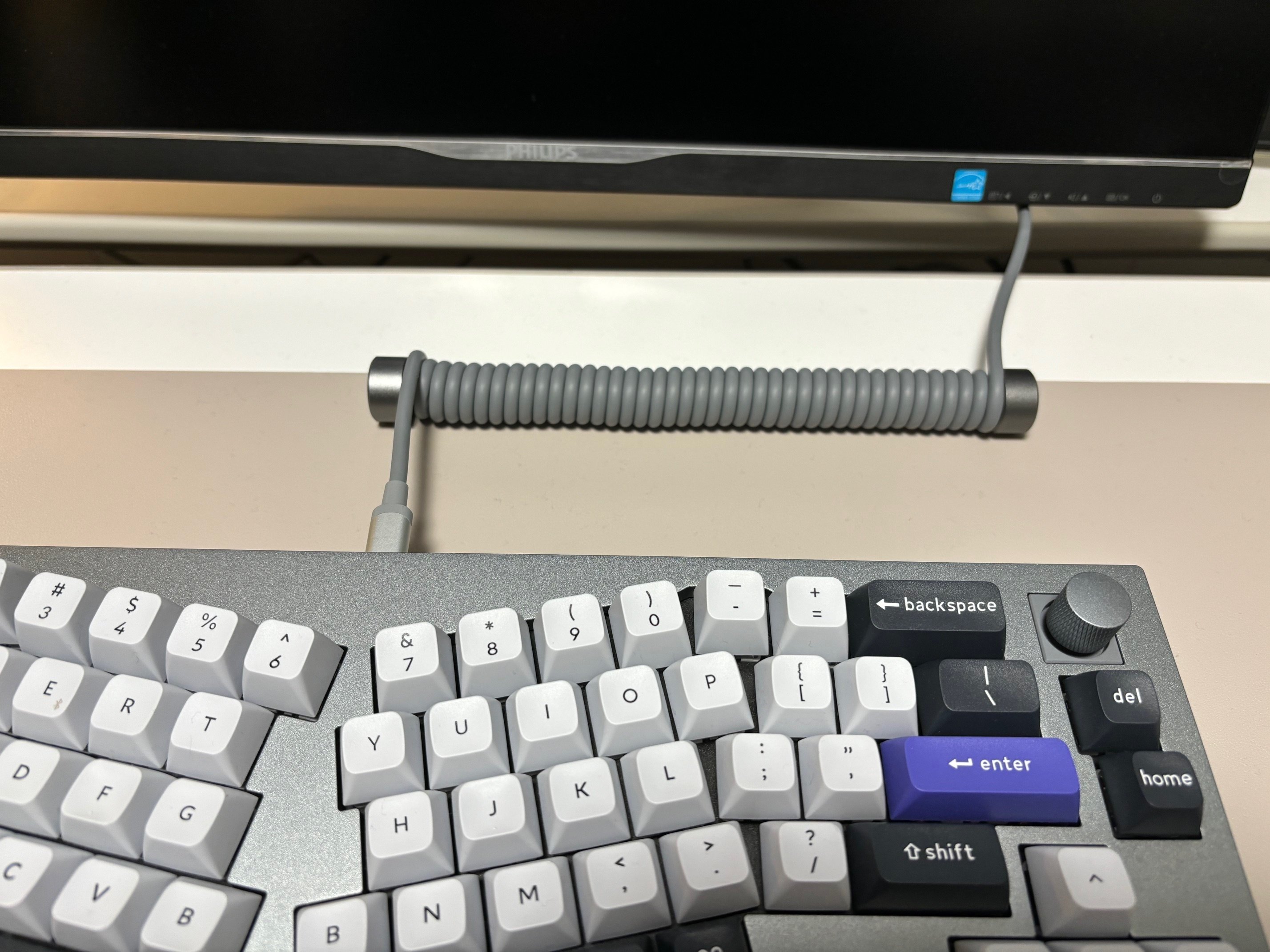 理想のキーボード探し：Alice配列キーボードを使ってみて｜にしし