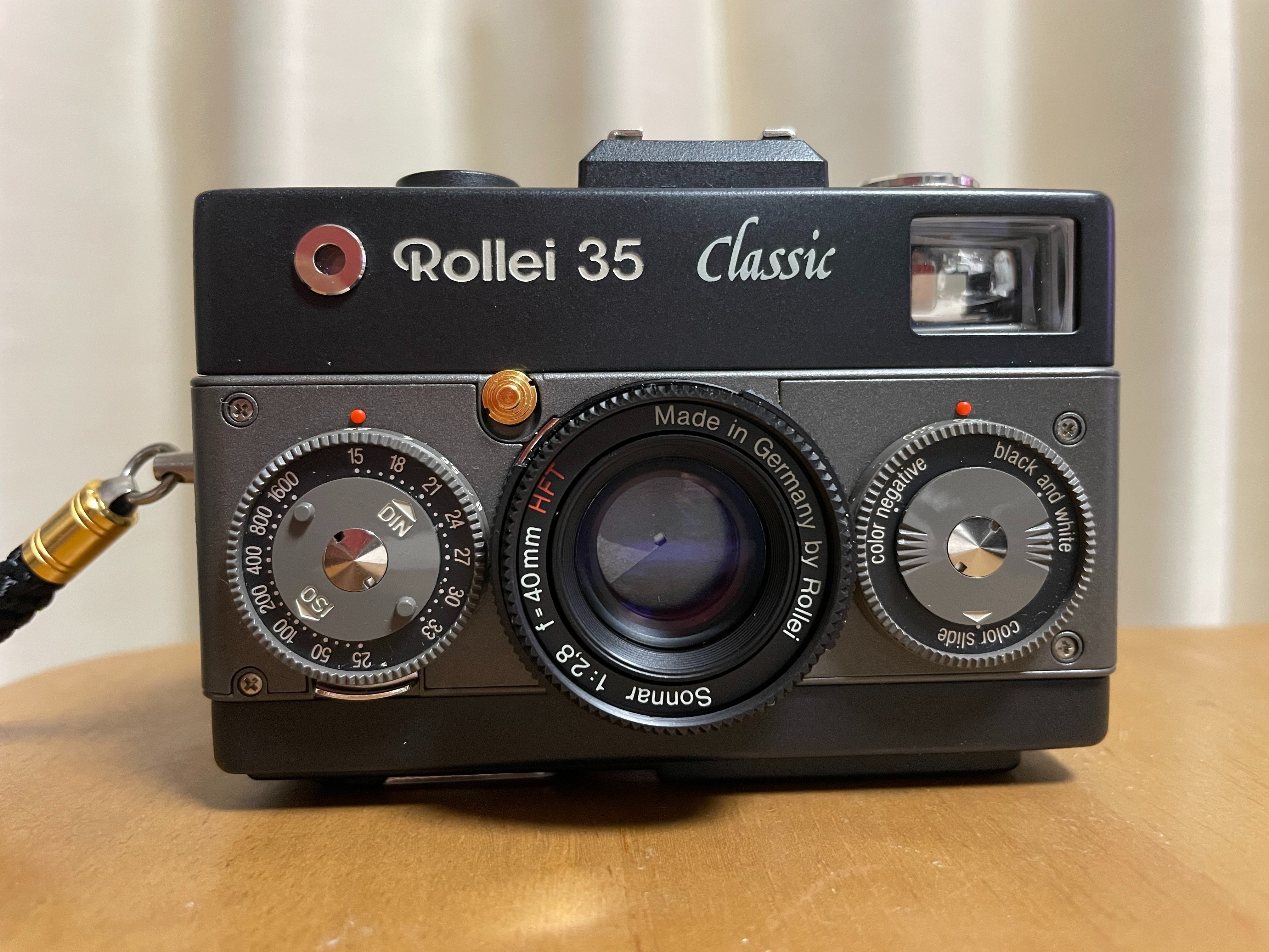 完全機械式のカメラが欲しくて… Rollei B35｜nono