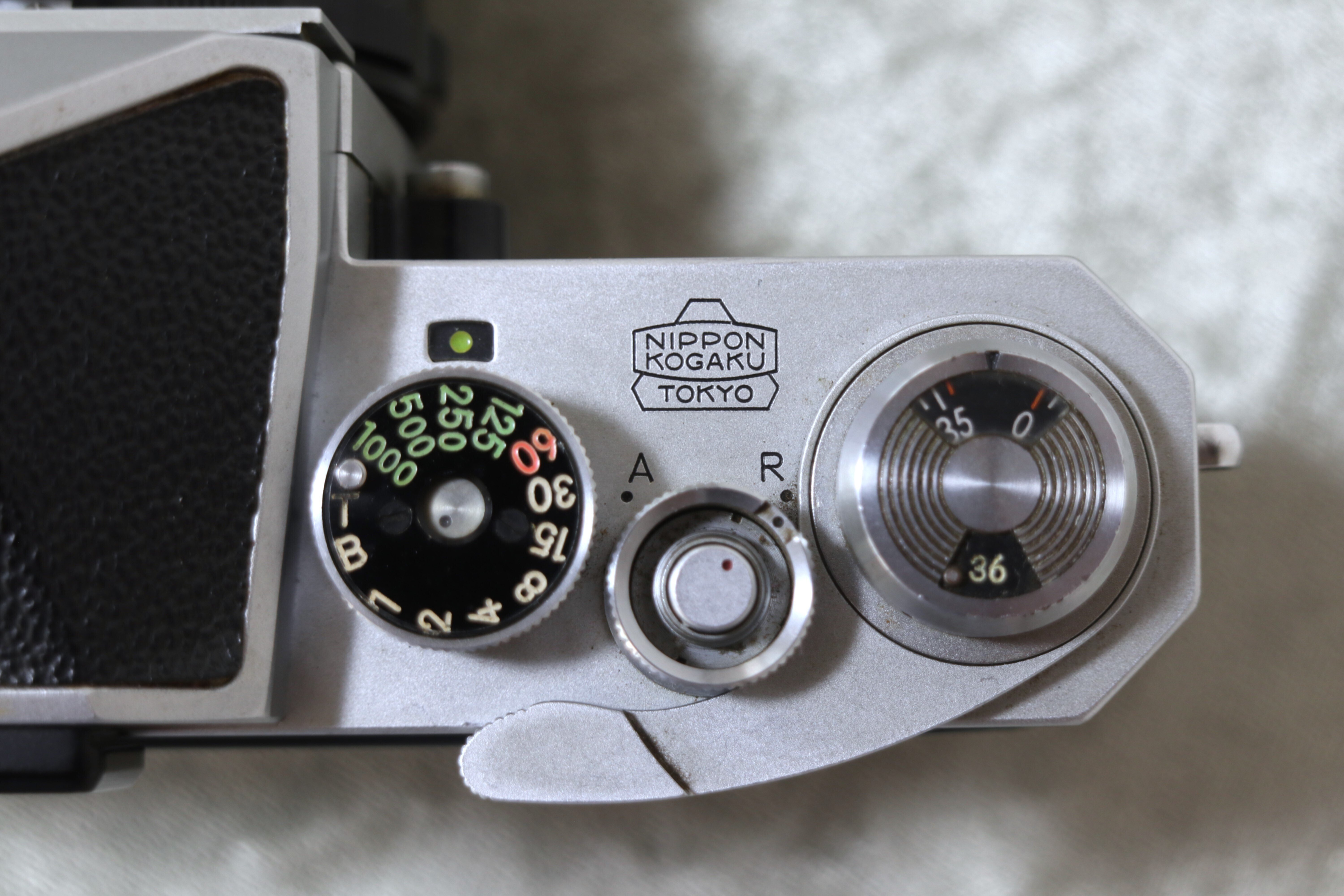 Nikon F の話 ：フィルムカメラであそぼう！｜にゃんかめ