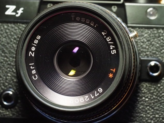 レンズ沼の歩き方」Contax Tessar F2.8 45mm T＊ AE｜saphirinus