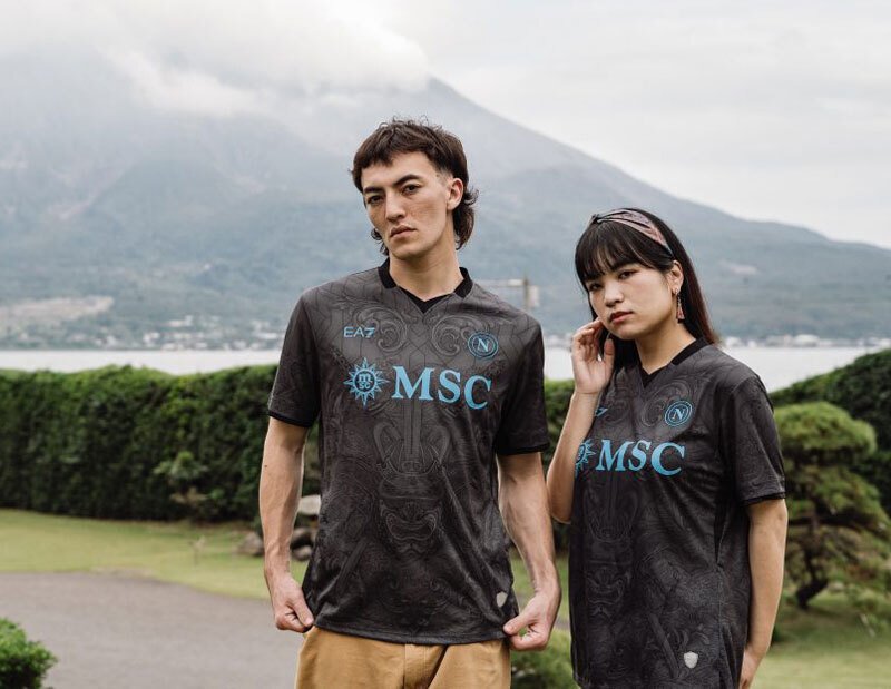 名門ナポリ、2024-25サードユニフォームは武士道デザイン！その理由は