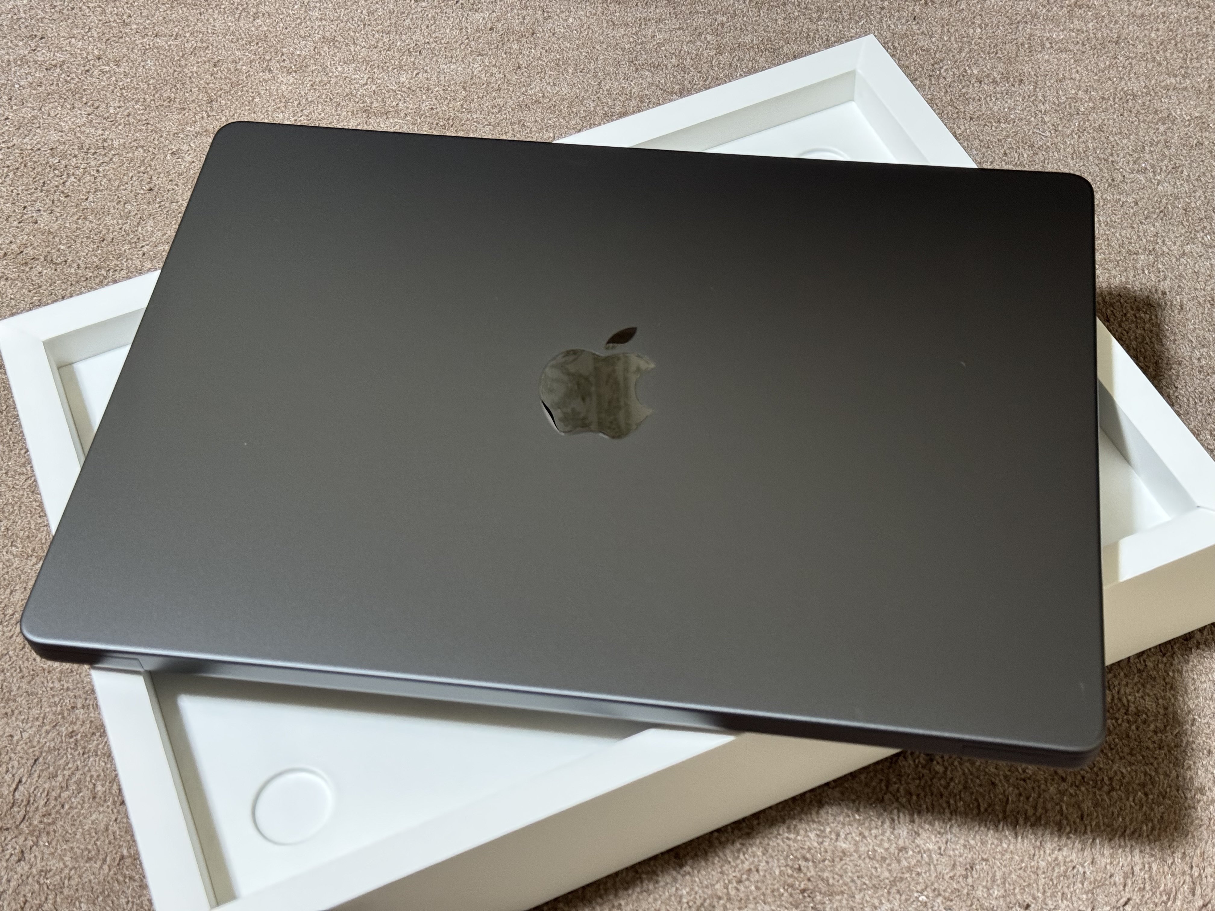 MacBook Pro 14インチを試す！！｜WestMt.