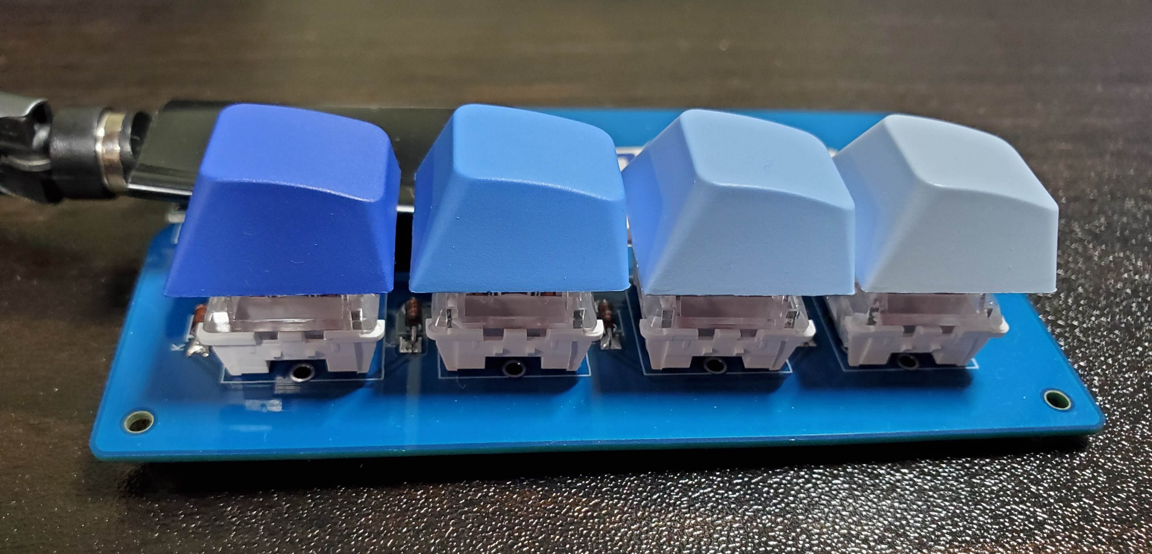 キーキャップ「Acid Caps “Premium”」Reflex Blue｜環