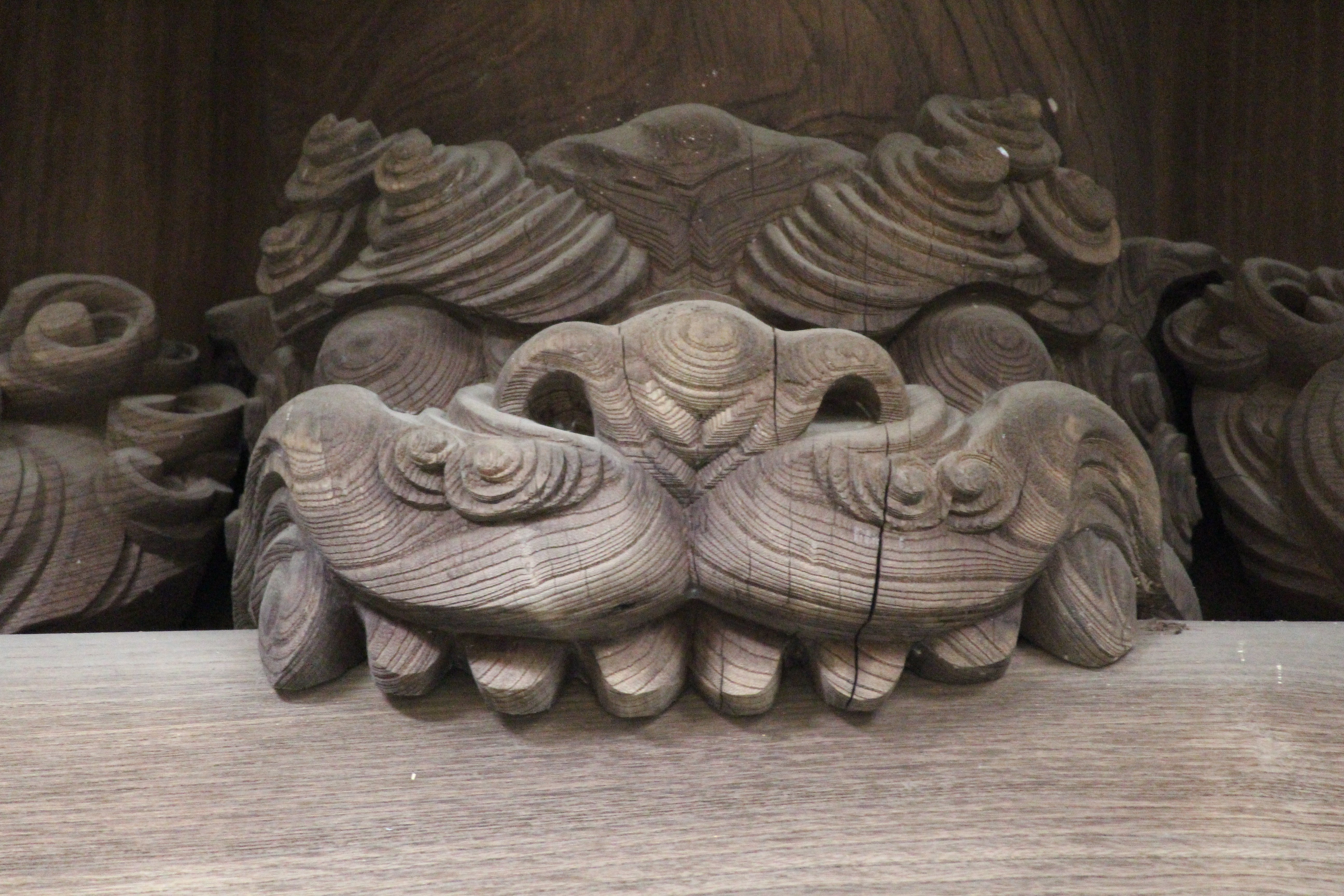 宮彫り」～神奈川の龍以外の彫り物 【獅噛】（しかみ・しがみ